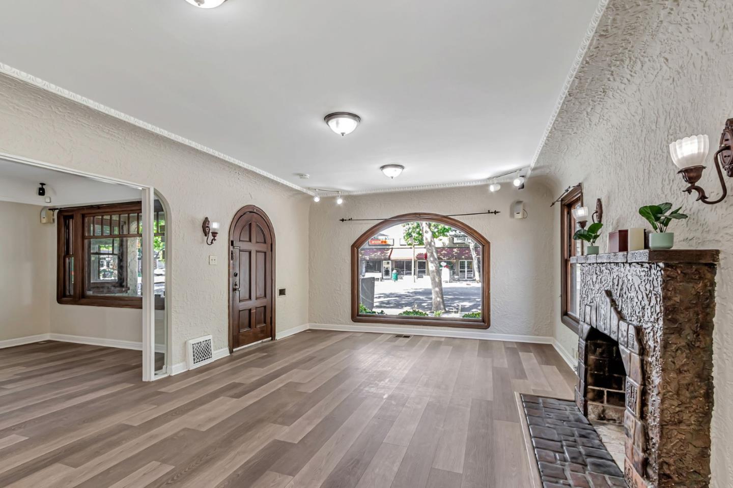 Detail Gallery Image 7 of 25 For 1044 Lincoln Ave, San Jose,  CA 95125 - – Beds | – Baths