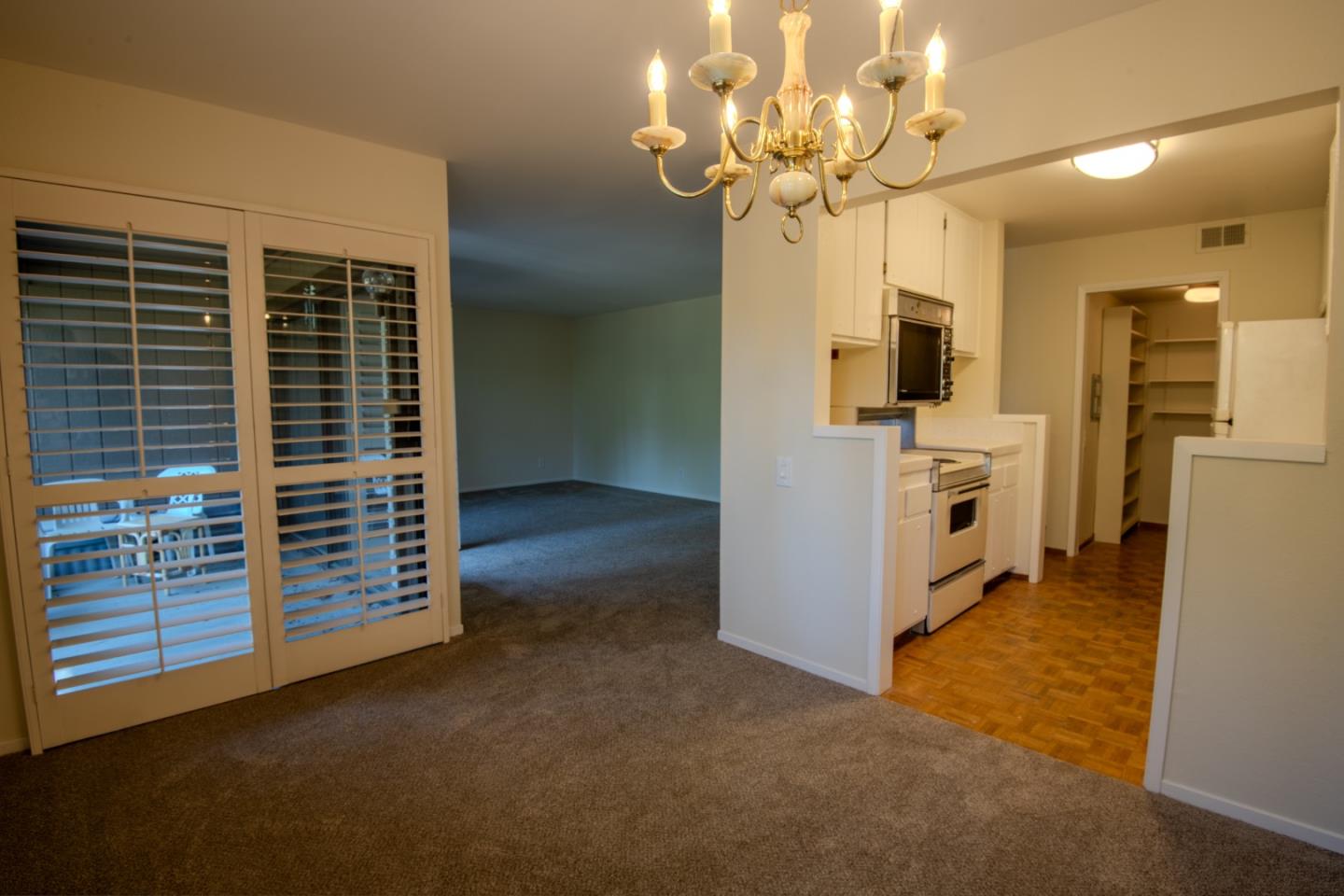 Detail Gallery Image 22 of 25 For 3350 La Mesa Dr #9,  San Carlos,  CA 94070 - 2 Beds | 2 Baths