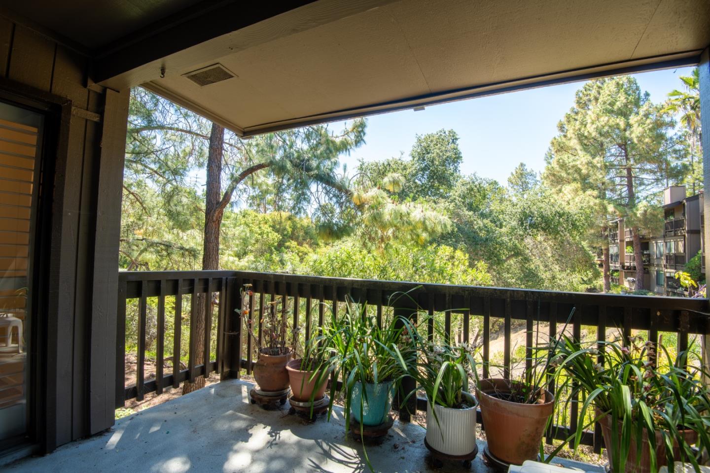 Detail Gallery Image 5 of 25 For 3350 La Mesa Dr #9,  San Carlos,  CA 94070 - 2 Beds | 2 Baths