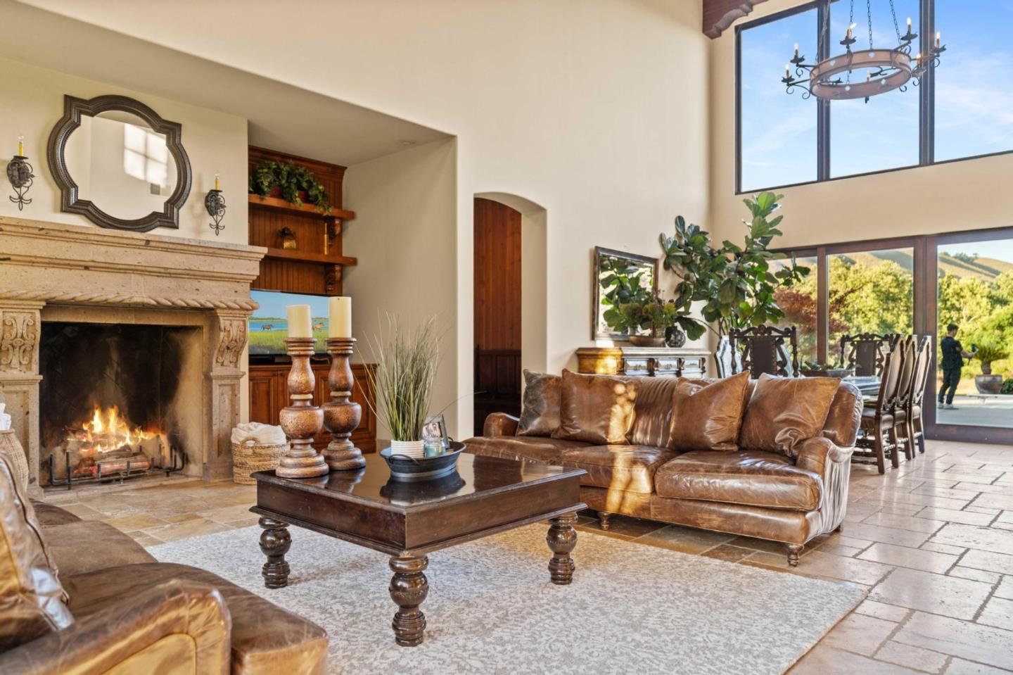Detail Gallery Image 10 of 100 For 12220 Heritage Way, Gilroy,  CA 95020 - 5 Beds | 3/2 Baths