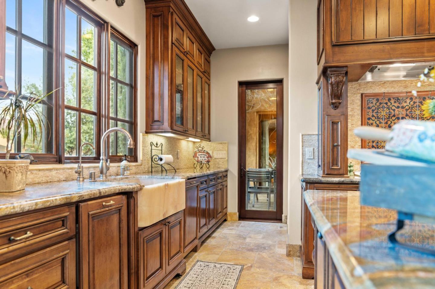 Detail Gallery Image 23 of 100 For 12220 Heritage Way, Gilroy,  CA 95020 - 5 Beds | 3/2 Baths