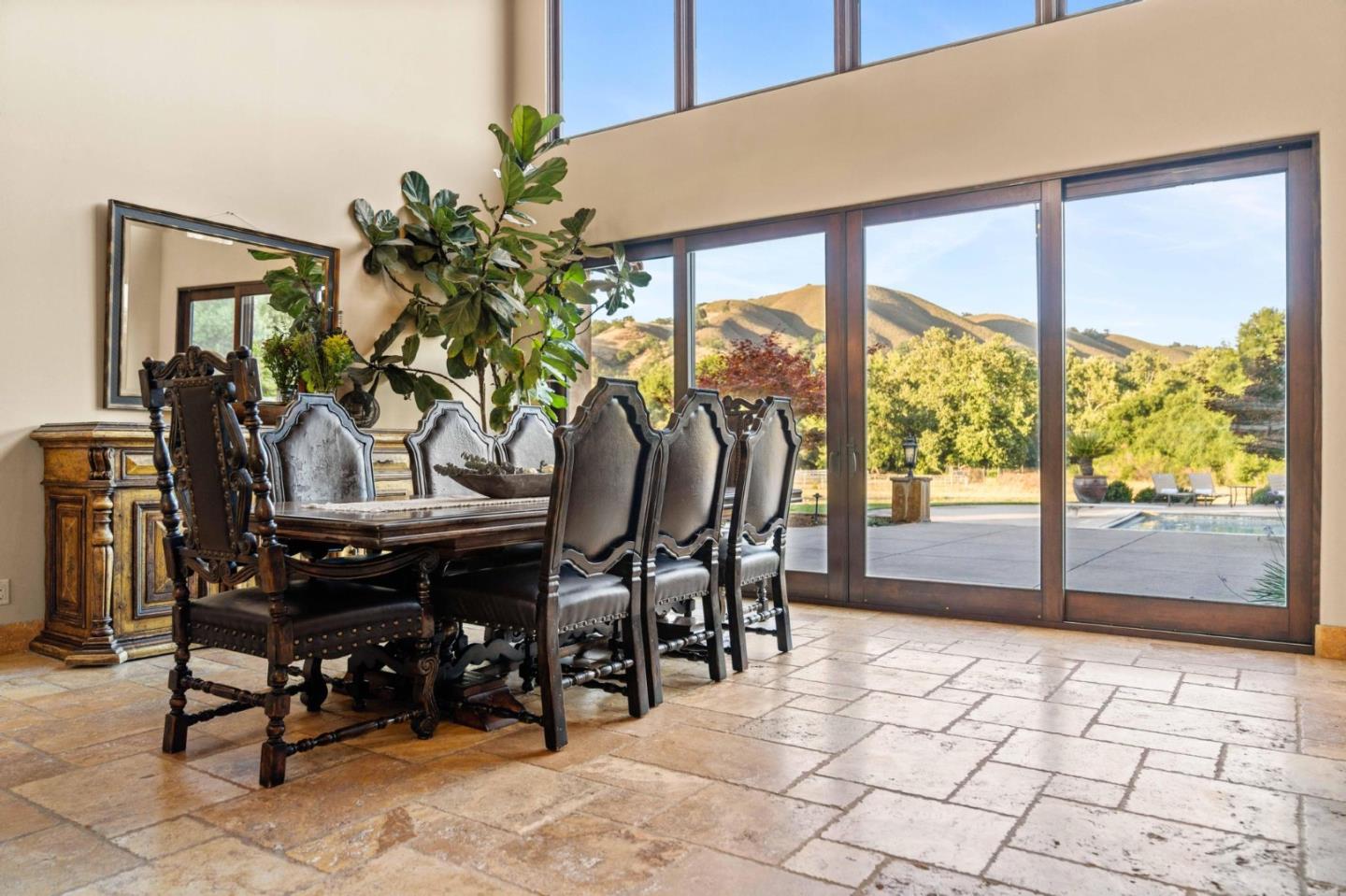 Detail Gallery Image 26 of 100 For 12220 Heritage Way, Gilroy,  CA 95020 - 5 Beds | 3/2 Baths