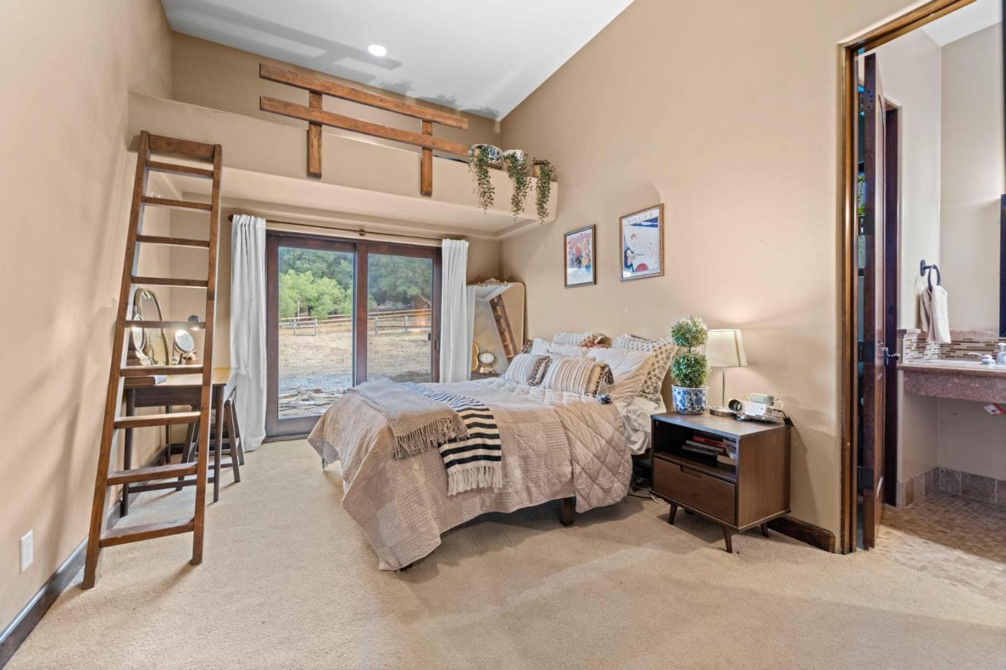 Detail Gallery Image 60 of 100 For 12220 Heritage Way, Gilroy,  CA 95020 - 5 Beds | 3/2 Baths