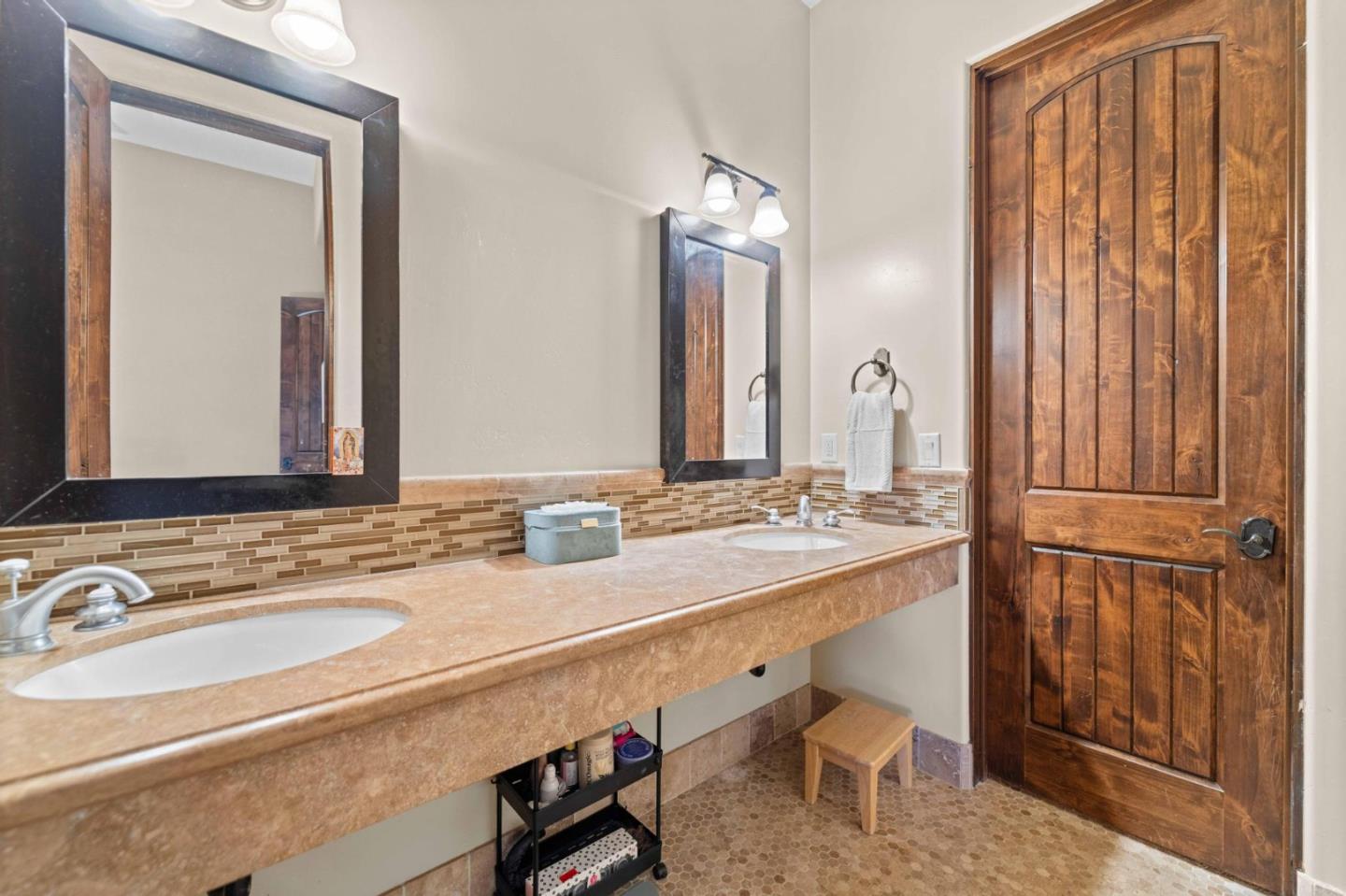 Detail Gallery Image 66 of 100 For 12220 Heritage Way, Gilroy,  CA 95020 - 5 Beds | 3/2 Baths