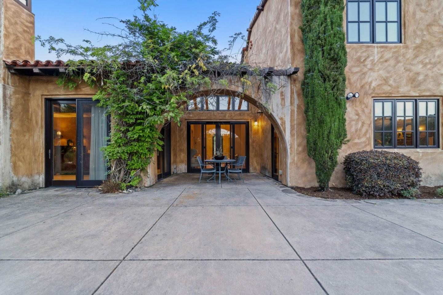 Detail Gallery Image 76 of 100 For 12220 Heritage Way, Gilroy,  CA 95020 - 5 Beds | 3/2 Baths