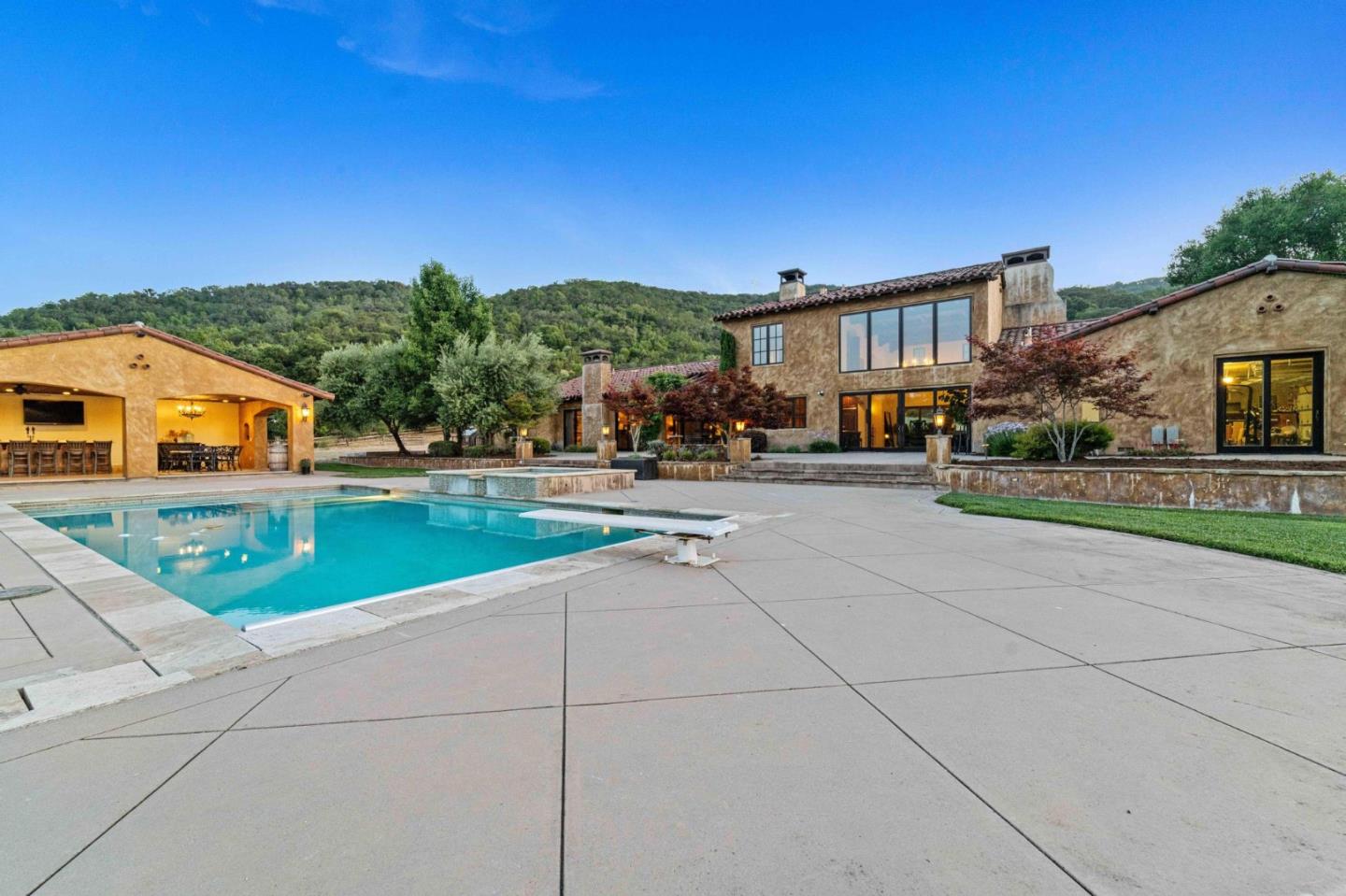 Detail Gallery Image 77 of 100 For 12220 Heritage Way, Gilroy,  CA 95020 - 5 Beds | 3/2 Baths