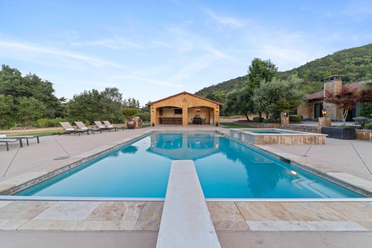 Detail Gallery Image 78 of 100 For 12220 Heritage Way, Gilroy,  CA 95020 - 5 Beds | 3/2 Baths