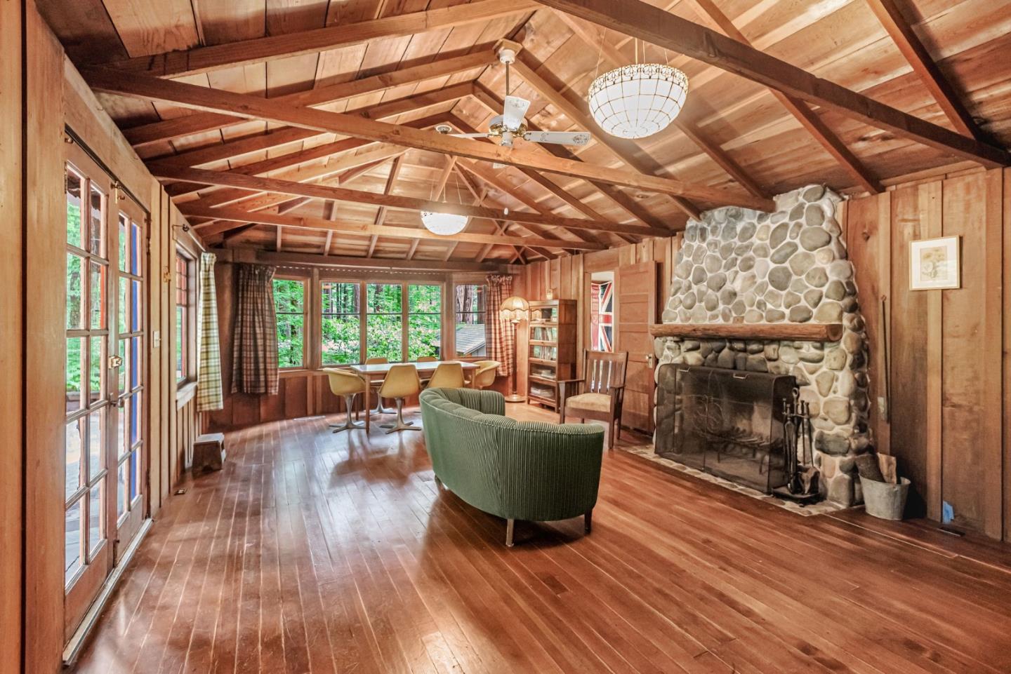 Detail Gallery Image 4 of 37 For 855 Dearborn Park Rd, Pescadero,  CA 94060 - 2 Beds | 1 Baths