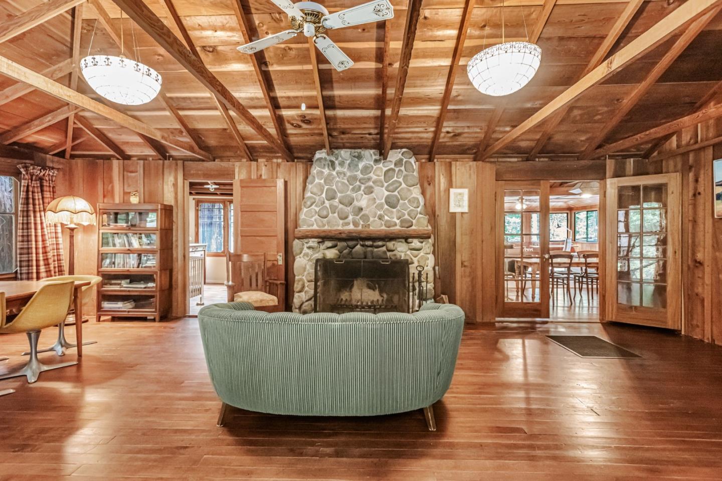 Detail Gallery Image 5 of 37 For 855 Dearborn Park Rd, Pescadero,  CA 94060 - 2 Beds | 1 Baths
