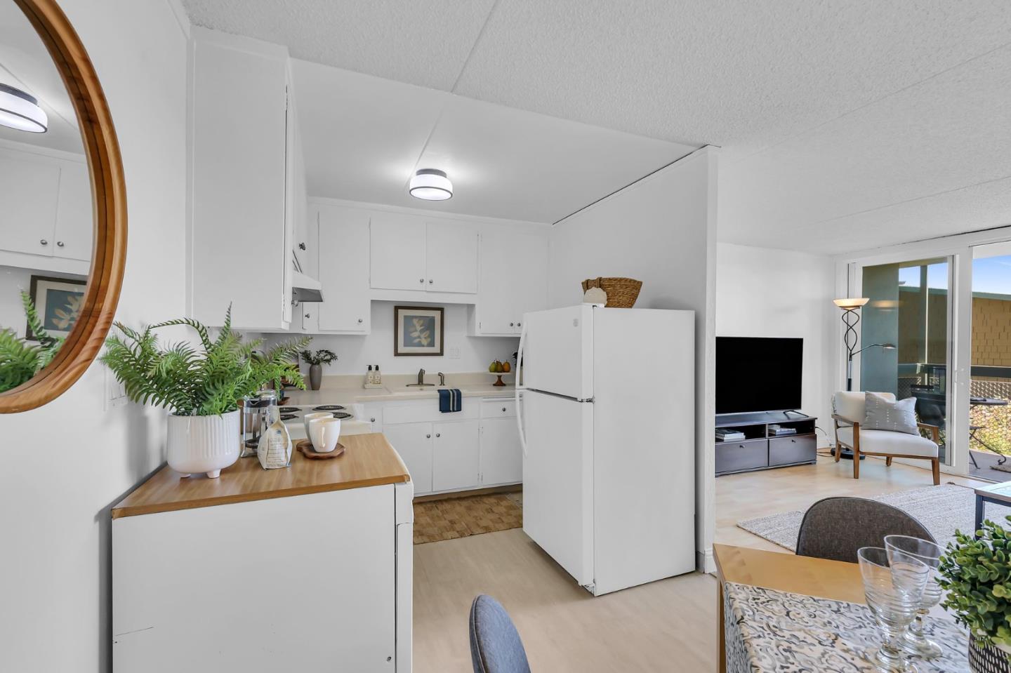 Detail Gallery Image 4 of 14 For 180 Dakota Ave #24,  Santa Cruz,  CA 95060 - 2 Beds | 1 Baths