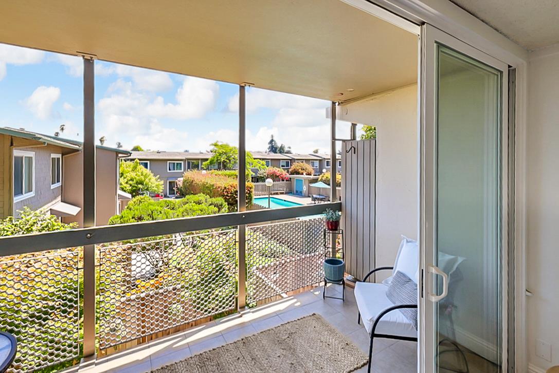 Detail Gallery Image 6 of 14 For 180 Dakota Ave #24,  Santa Cruz,  CA 95060 - 2 Beds | 1 Baths