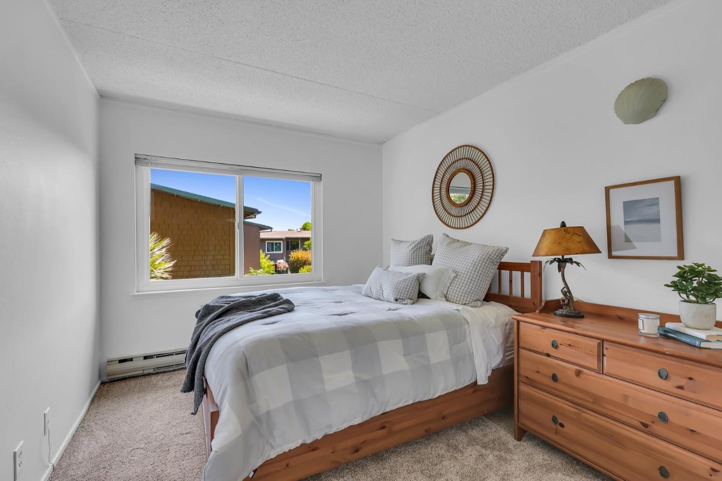 Detail Gallery Image 8 of 14 For 180 Dakota Ave #24,  Santa Cruz,  CA 95060 - 2 Beds | 1 Baths