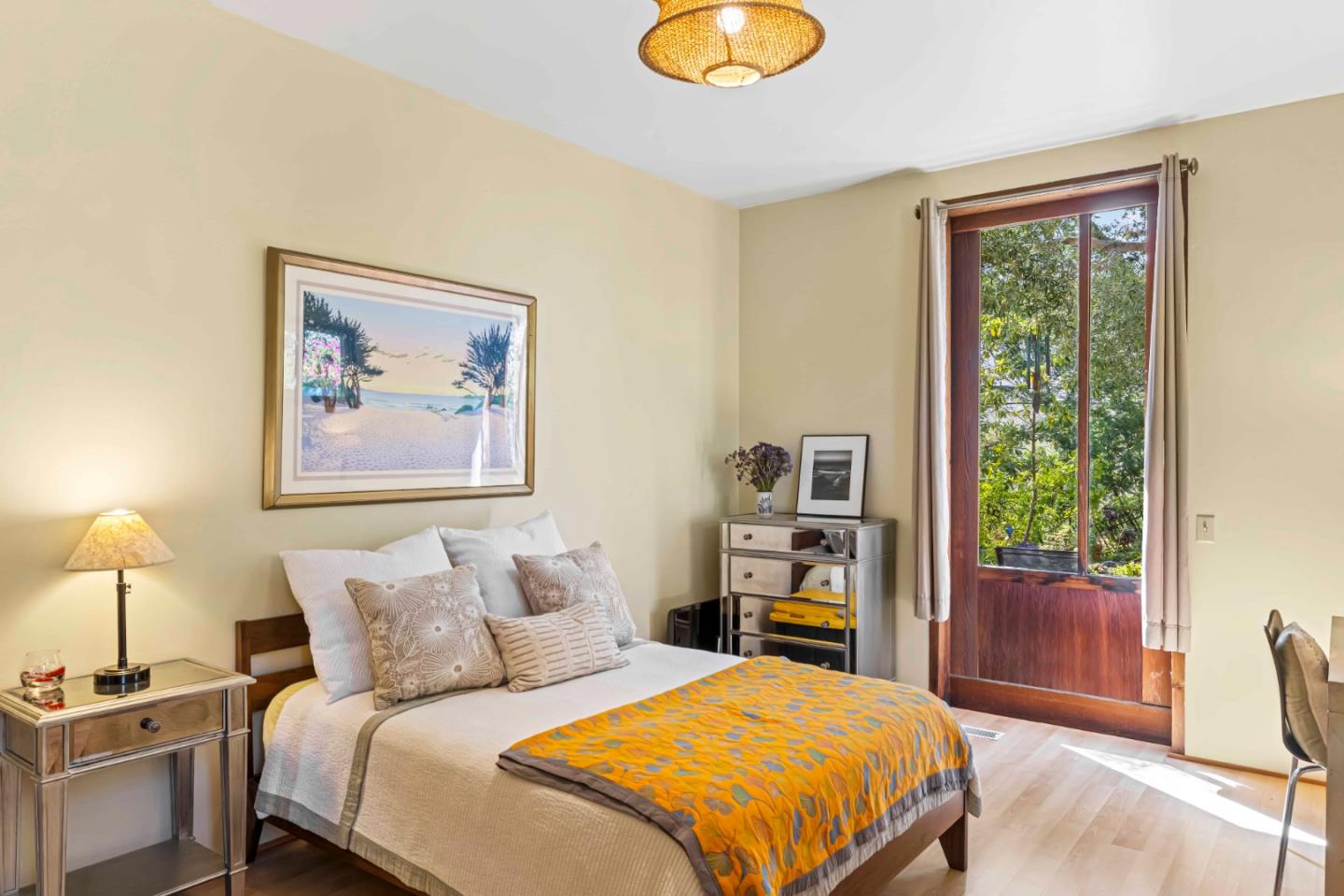 Detail Gallery Image 17 of 40 For 3405 Rio Rd, Carmel,  CA 93923 - 2 Beds | 2/1 Baths