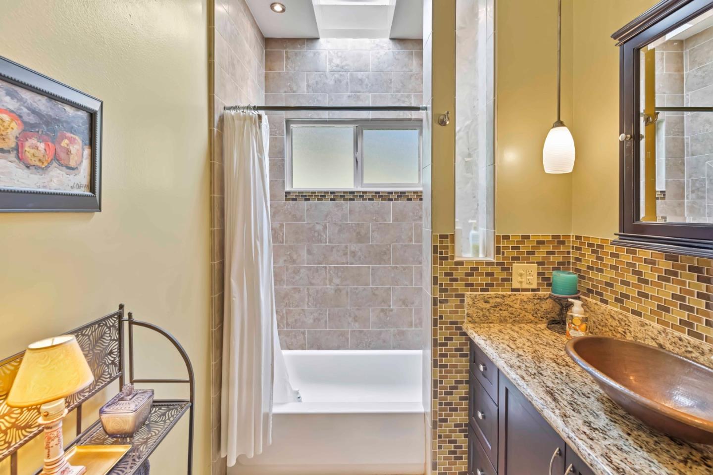 Detail Gallery Image 21 of 40 For 3405 Rio Rd, Carmel,  CA 93923 - 2 Beds | 2/1 Baths