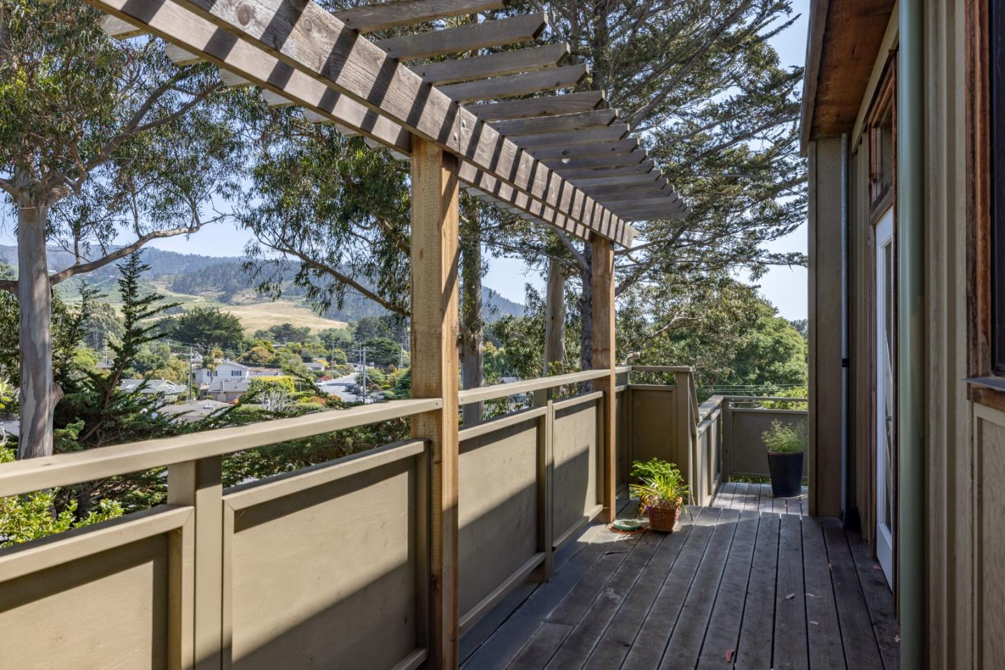 Detail Gallery Image 22 of 40 For 3405 Rio Rd, Carmel,  CA 93923 - 2 Beds | 2/1 Baths