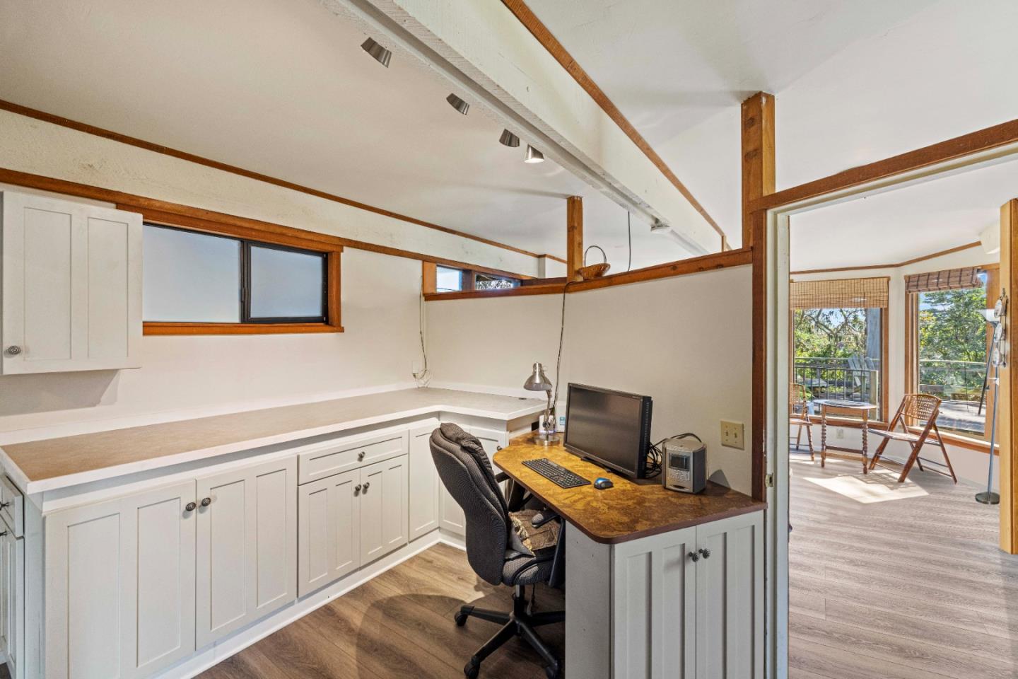 Detail Gallery Image 29 of 40 For 3405 Rio Rd, Carmel,  CA 93923 - 2 Beds | 2/1 Baths
