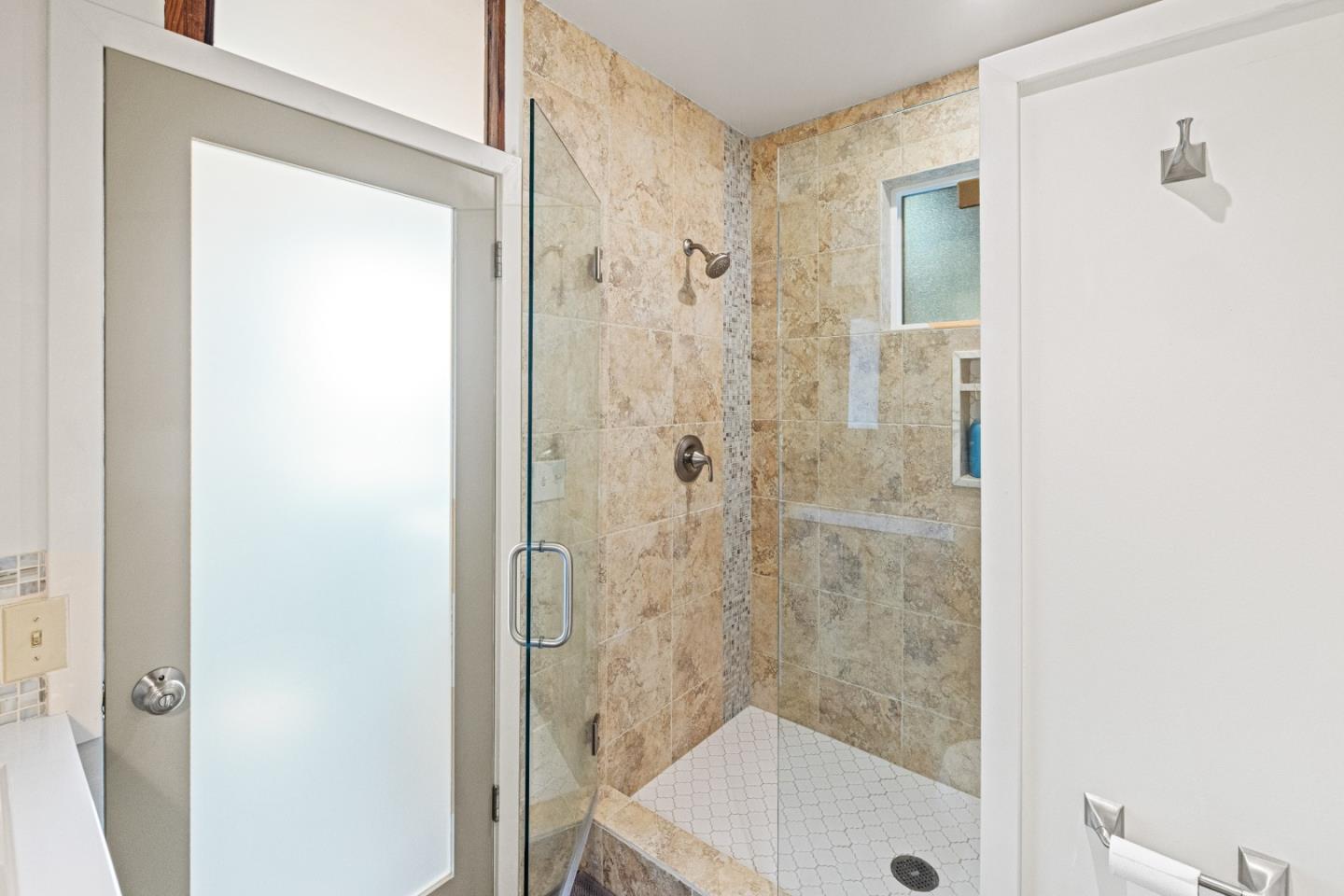 Detail Gallery Image 32 of 40 For 3405 Rio Rd, Carmel,  CA 93923 - 2 Beds | 2/1 Baths