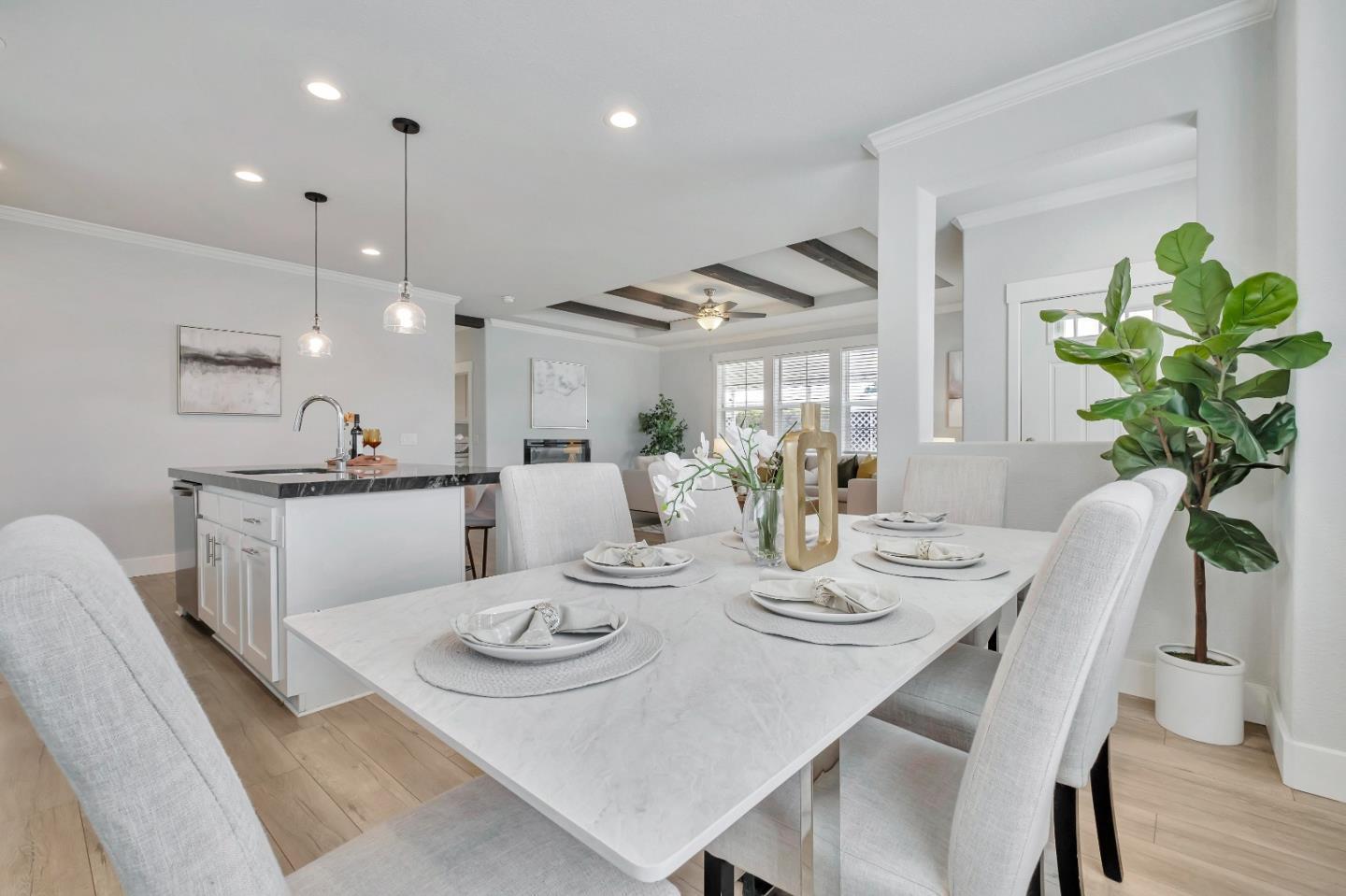 Detail Gallery Image 13 of 49 For 144 Holm Rd #5,  Watsonville,  CA 95076 - 3 Beds | 2 Baths