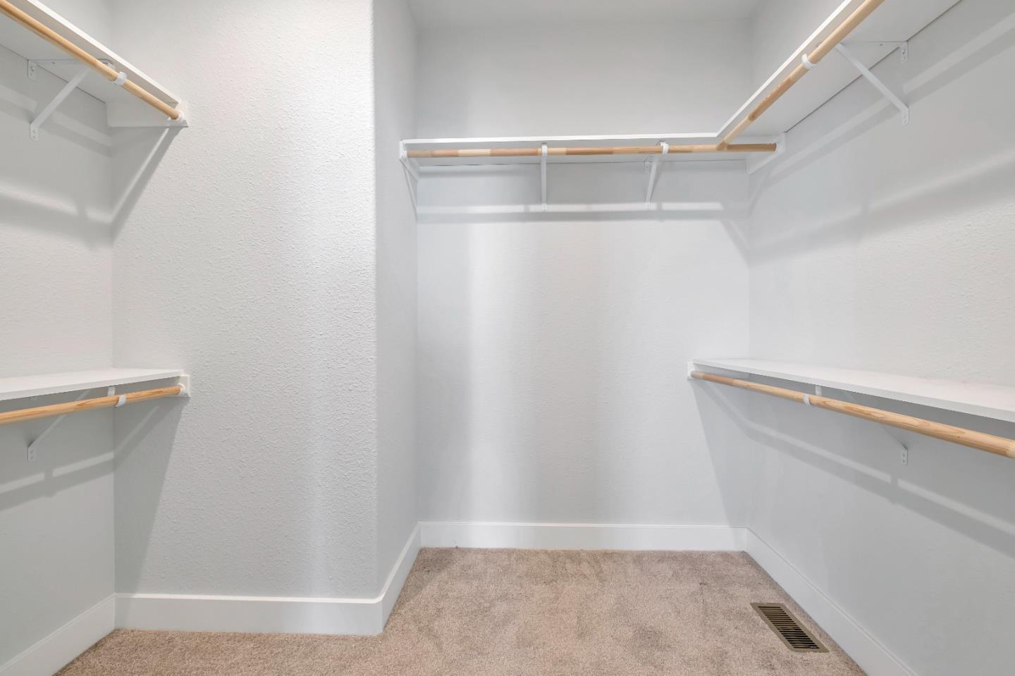 Detail Gallery Image 22 of 49 For 144 Holm Rd #5,  Watsonville,  CA 95076 - 3 Beds | 2 Baths
