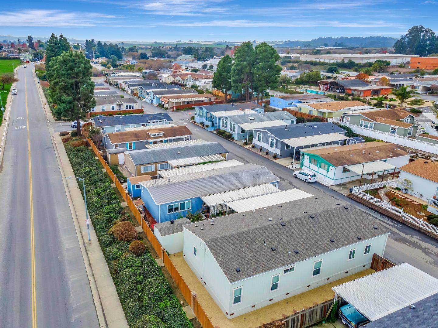 Detail Gallery Image 46 of 49 For 144 Holm Rd #5,  Watsonville,  CA 95076 - 3 Beds | 2 Baths