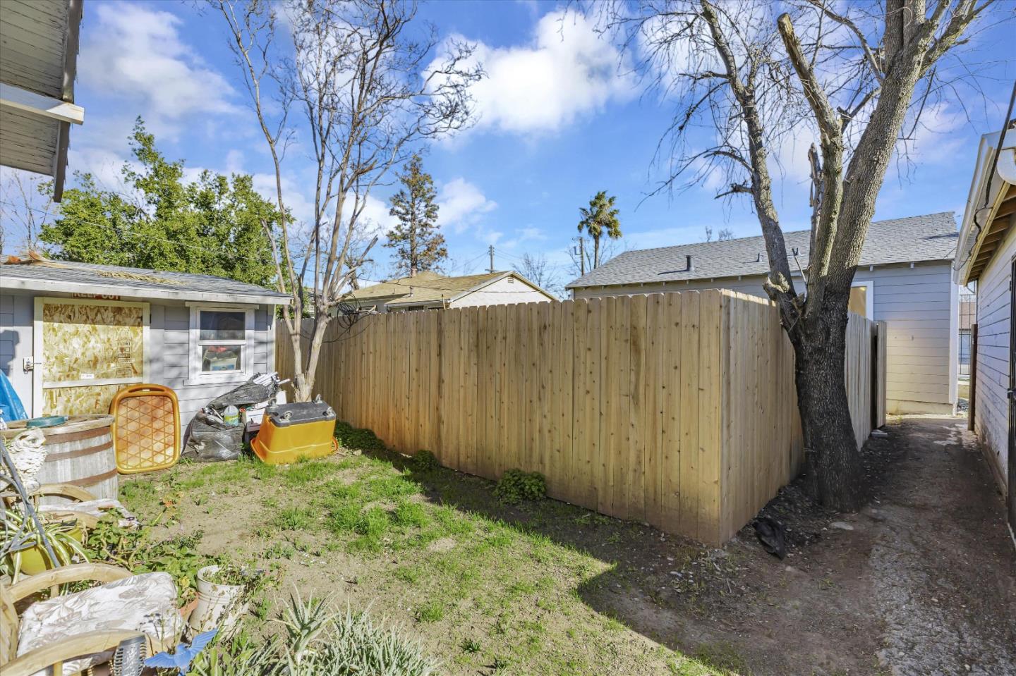 Detail Gallery Image 21 of 24 For 2343 Erickson St, Sacramento,  CA 95815 - – Beds | – Baths