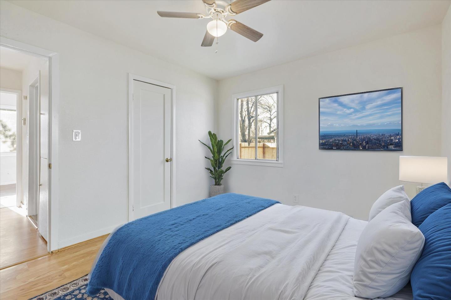 Detail Gallery Image 5 of 24 For 2343 Erickson St, Sacramento,  CA 95815 - – Beds | – Baths
