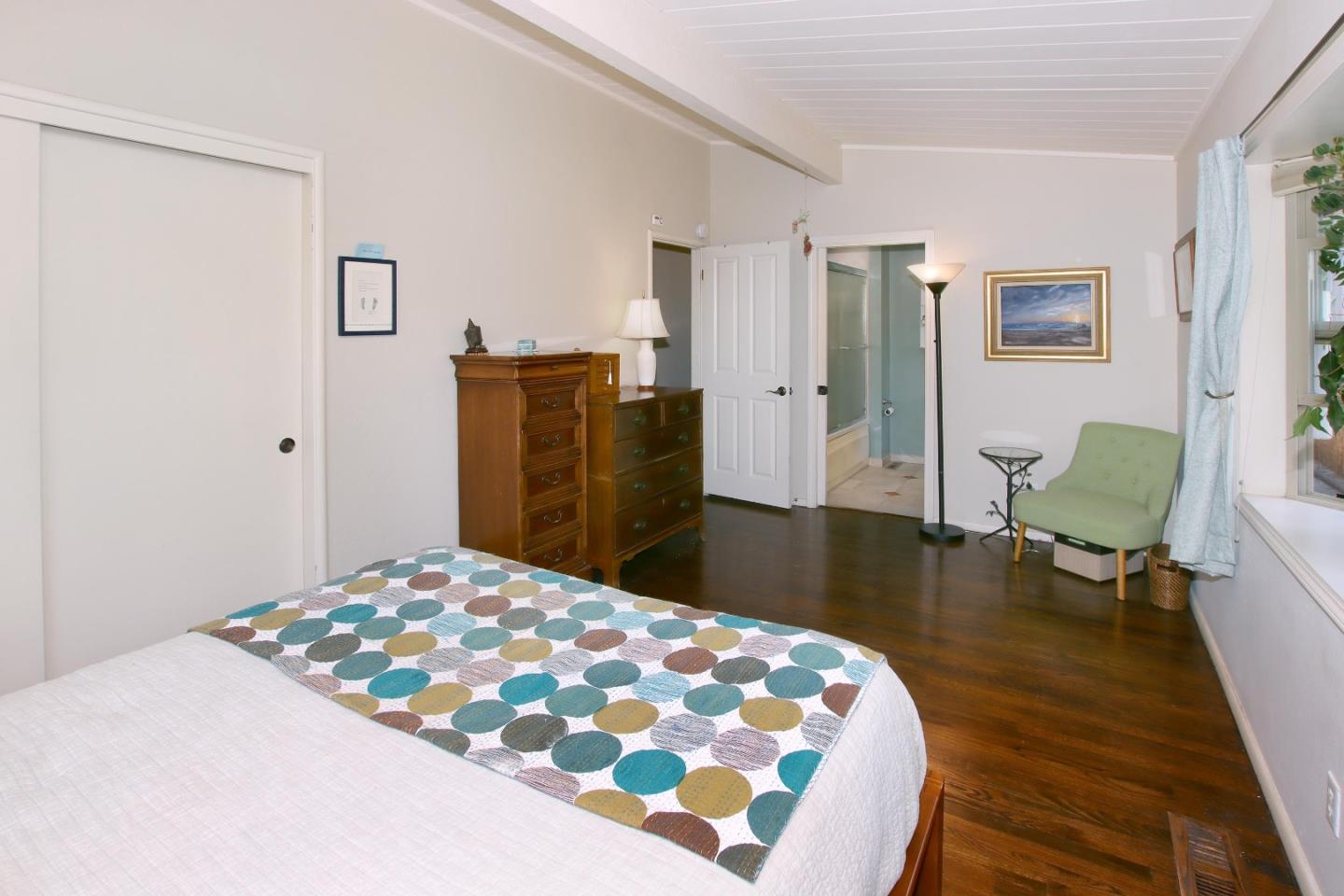 Detail Gallery Image 14 of 38 For 620 Rio Del Mar Blvd, Aptos,  CA 95003 - 4 Beds | 3 Baths