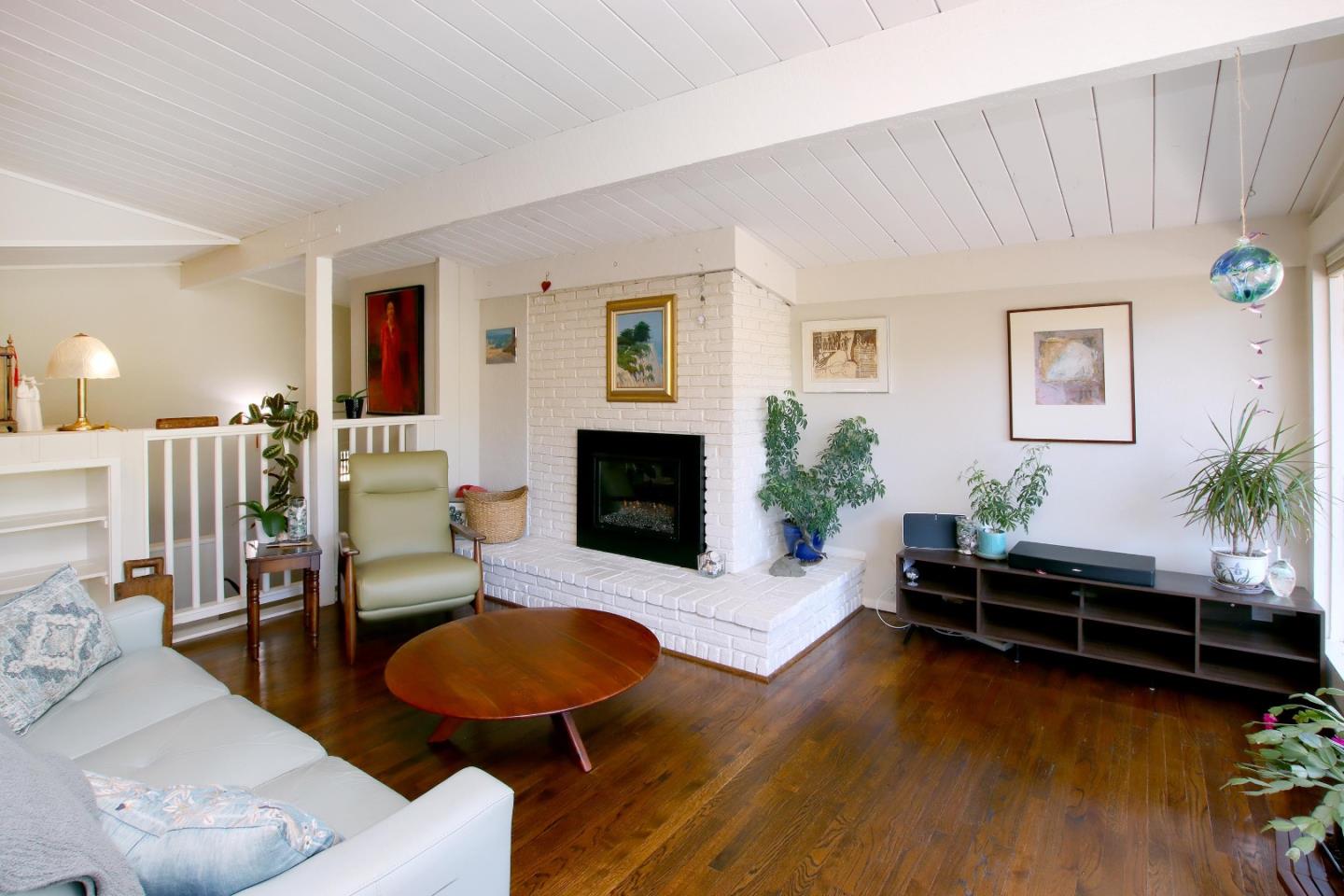 Detail Gallery Image 5 of 38 For 620 Rio Del Mar Blvd, Aptos,  CA 95003 - 4 Beds | 3 Baths