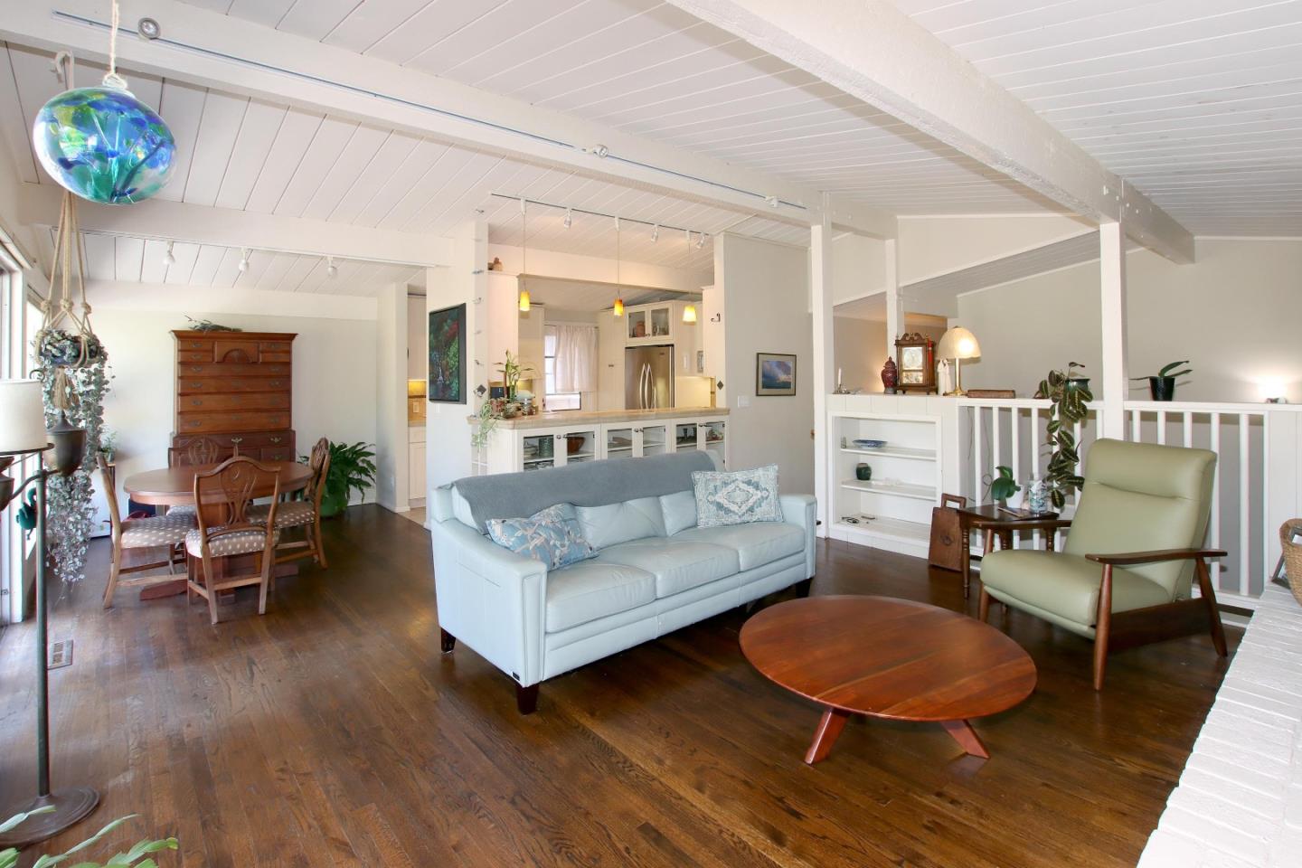 Detail Gallery Image 6 of 38 For 620 Rio Del Mar Blvd, Aptos,  CA 95003 - 4 Beds | 3 Baths