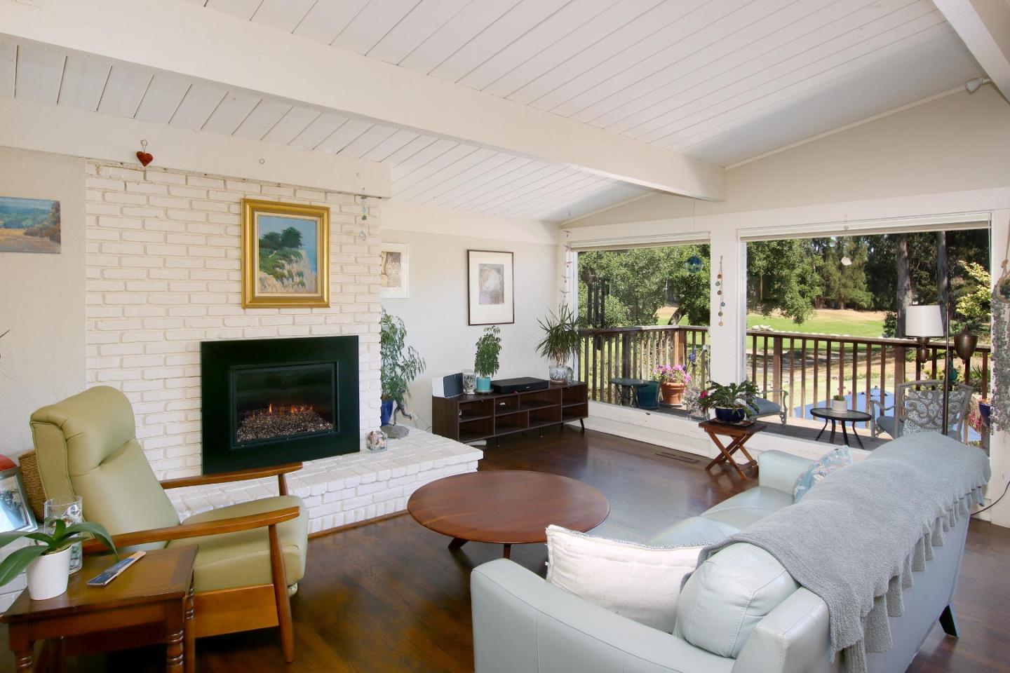 Detail Gallery Image 7 of 38 For 620 Rio Del Mar Blvd, Aptos,  CA 95003 - 4 Beds | 3 Baths
