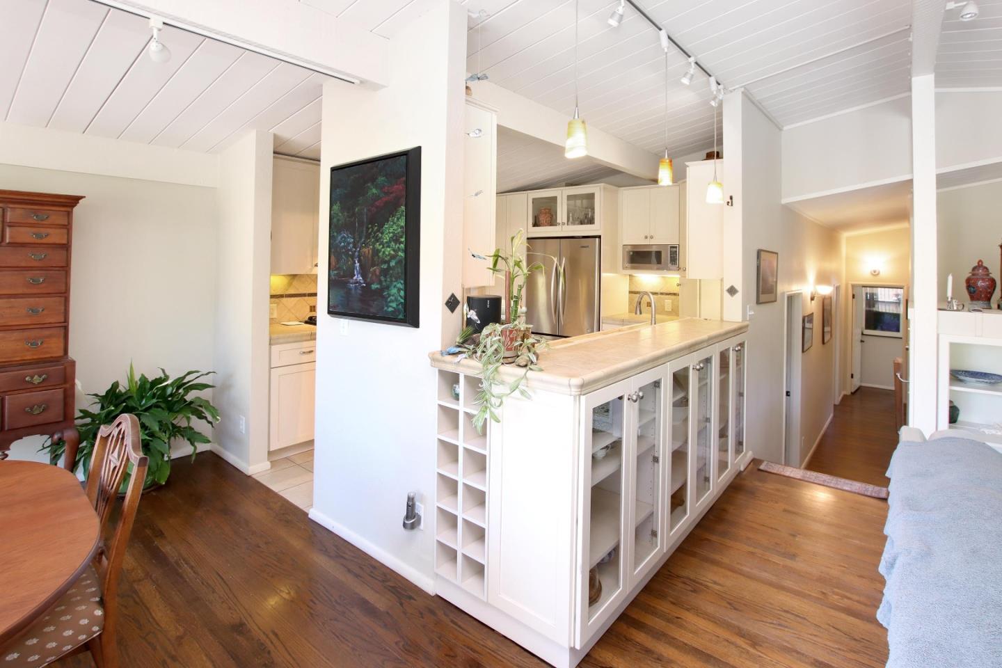 Detail Gallery Image 9 of 38 For 620 Rio Del Mar Blvd, Aptos,  CA 95003 - 4 Beds | 3 Baths