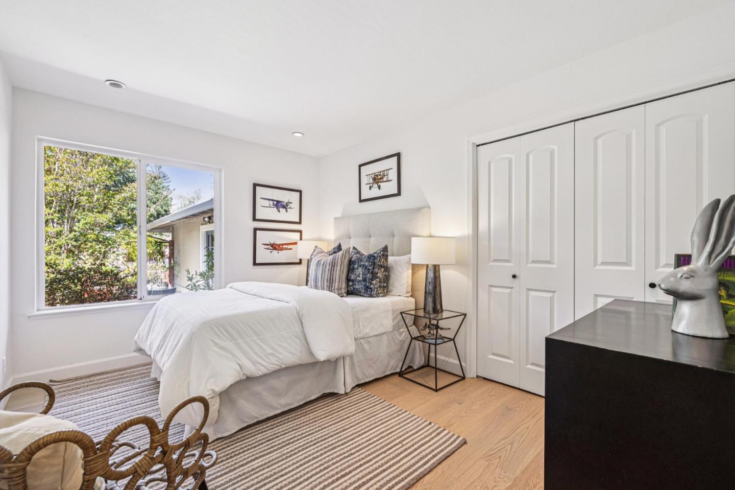 Detail Gallery Image 31 of 54 For 822 Mesa Ct, Palo Alto,  CA 94306 - 5 Beds | 3/1 Baths