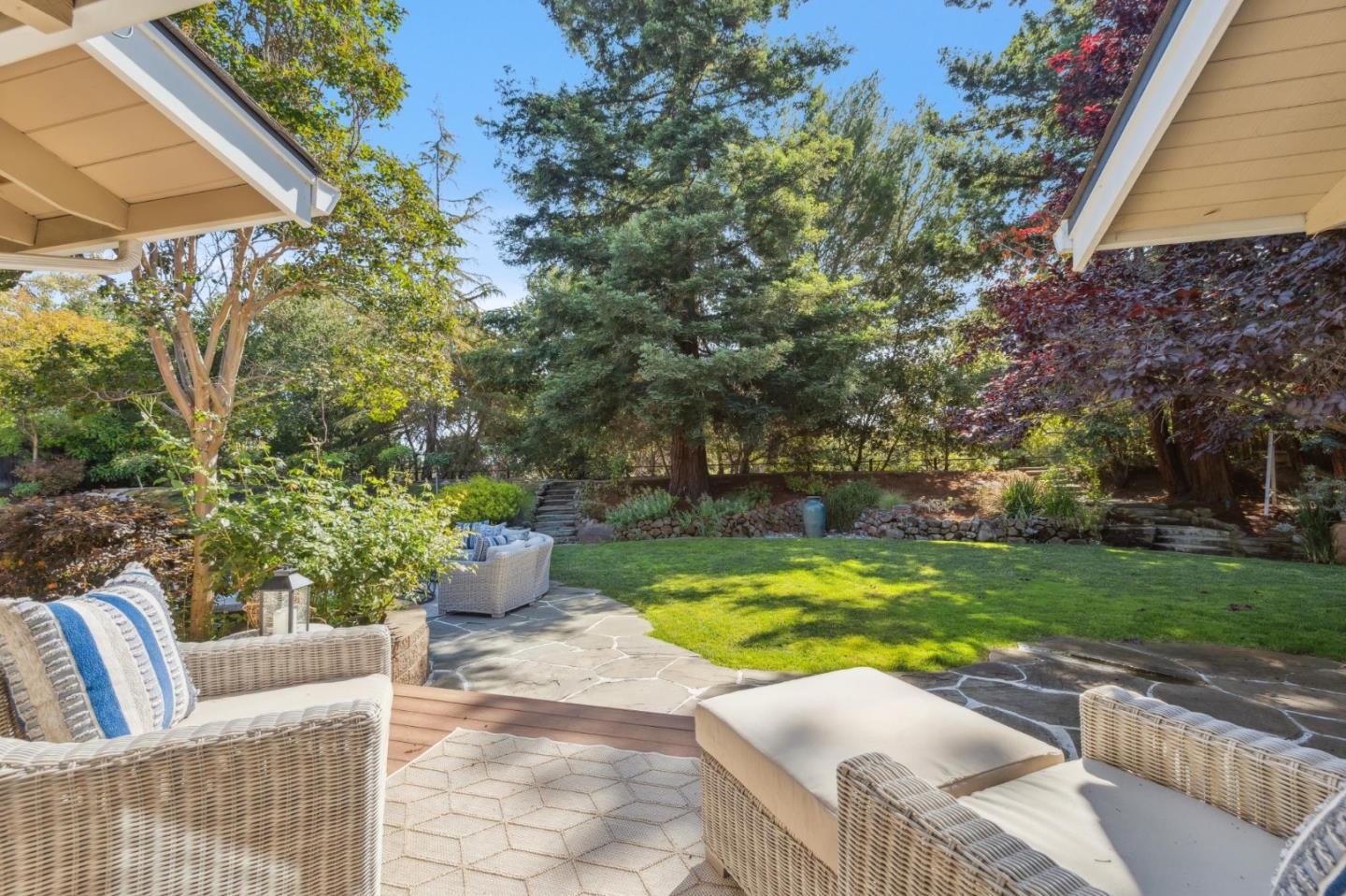 Detail Gallery Image 41 of 54 For 822 Mesa Ct, Palo Alto,  CA 94306 - 5 Beds | 3/1 Baths