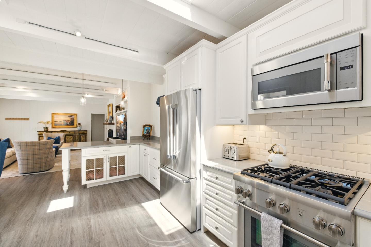 Detail Gallery Image 12 of 30 For 0 Carmelo 5 Se of 12th, Carmel,  CA 93921 - 2 Beds | 2 Baths