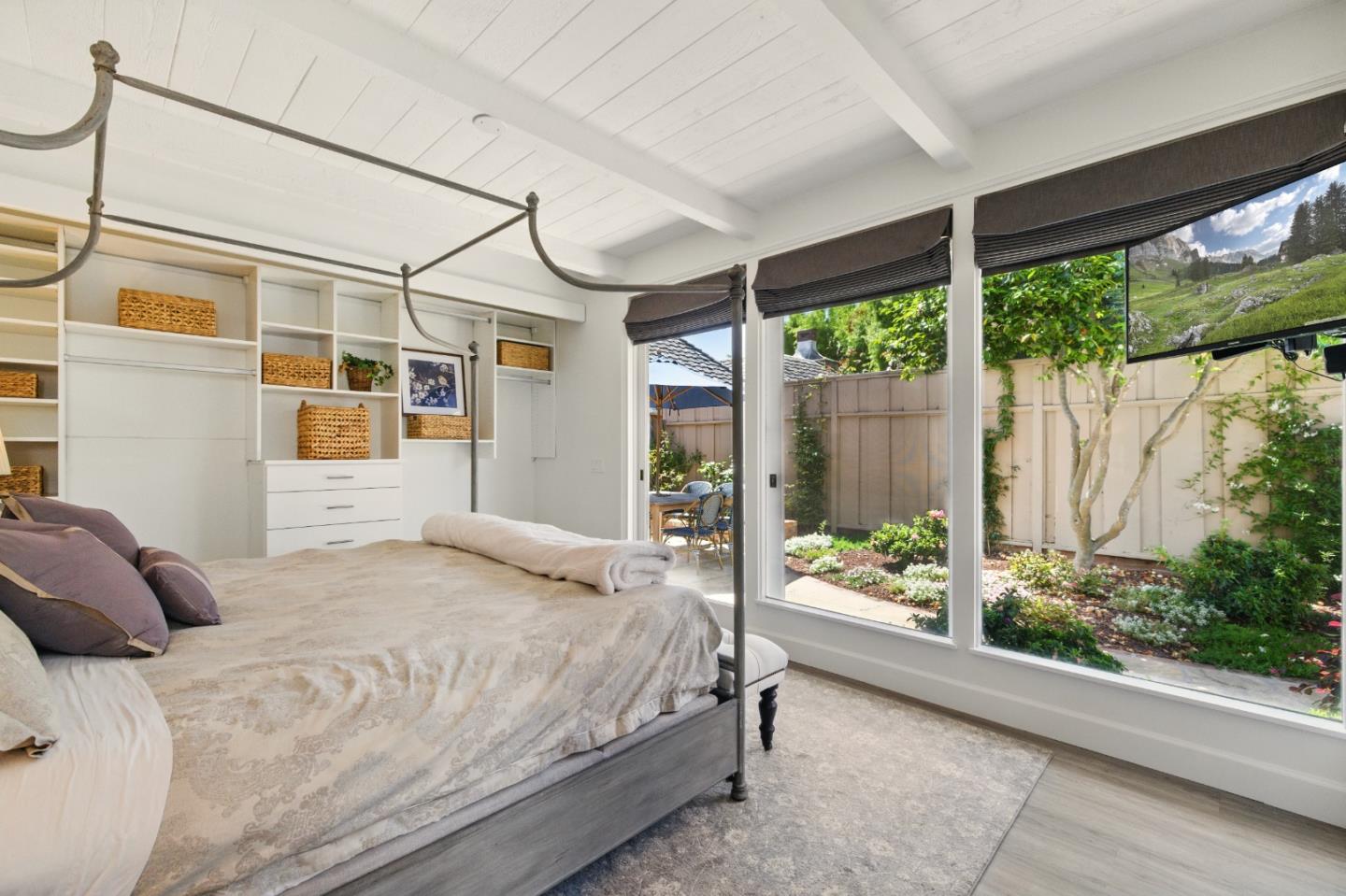 Detail Gallery Image 14 of 30 For 0 Carmelo 5 Se of 12th, Carmel,  CA 93921 - 2 Beds | 2 Baths