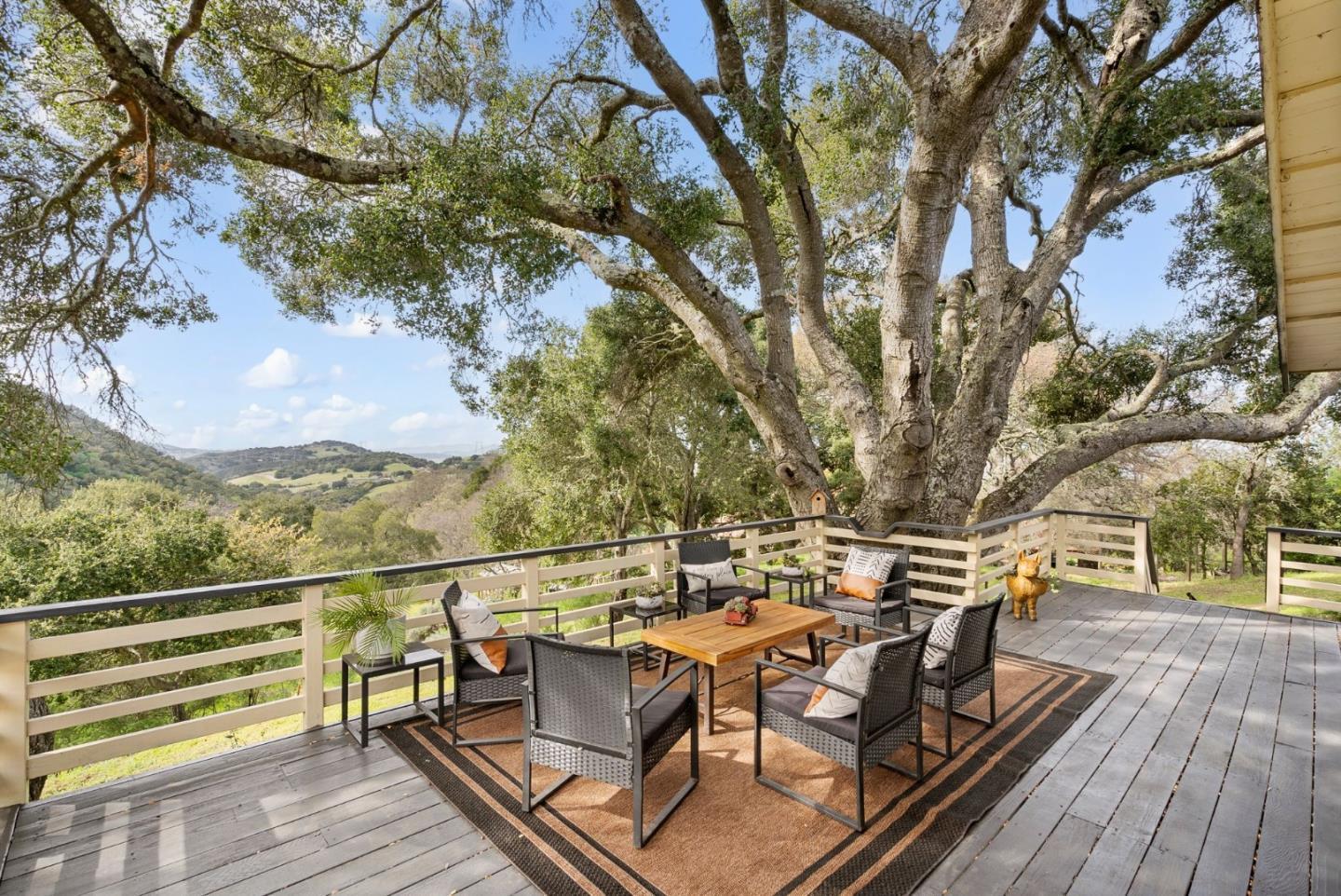 Detail Gallery Image 17 of 50 For 340 Hillside Rd, San Juan Bautista,  CA 95045 - 4 Beds | 3 Baths