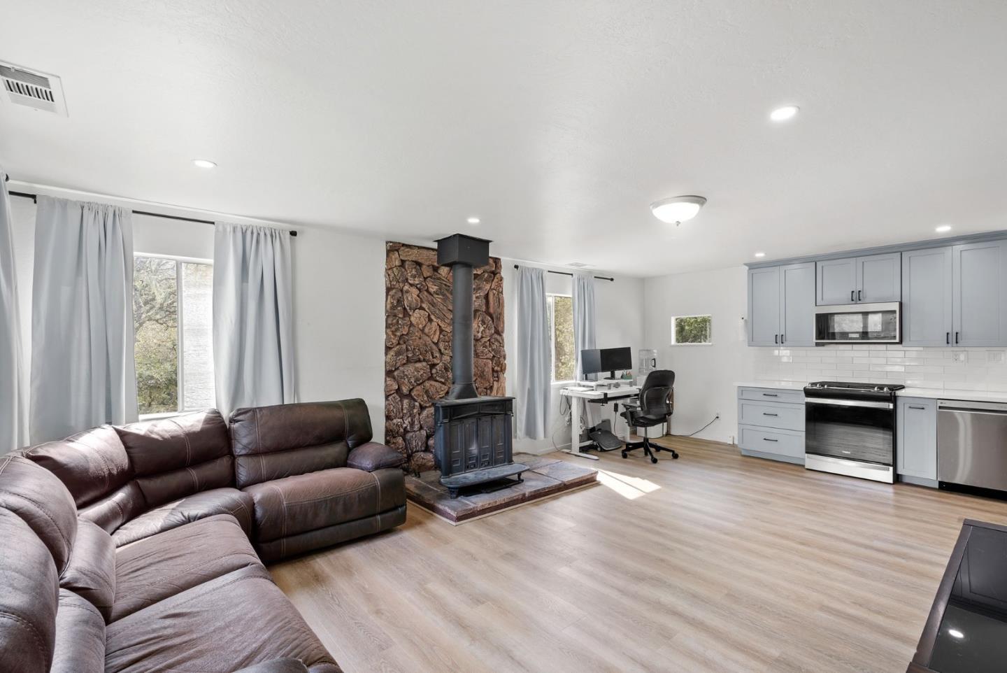 Detail Gallery Image 31 of 50 For 340 Hillside Rd, San Juan Bautista,  CA 95045 - 4 Beds | 3 Baths