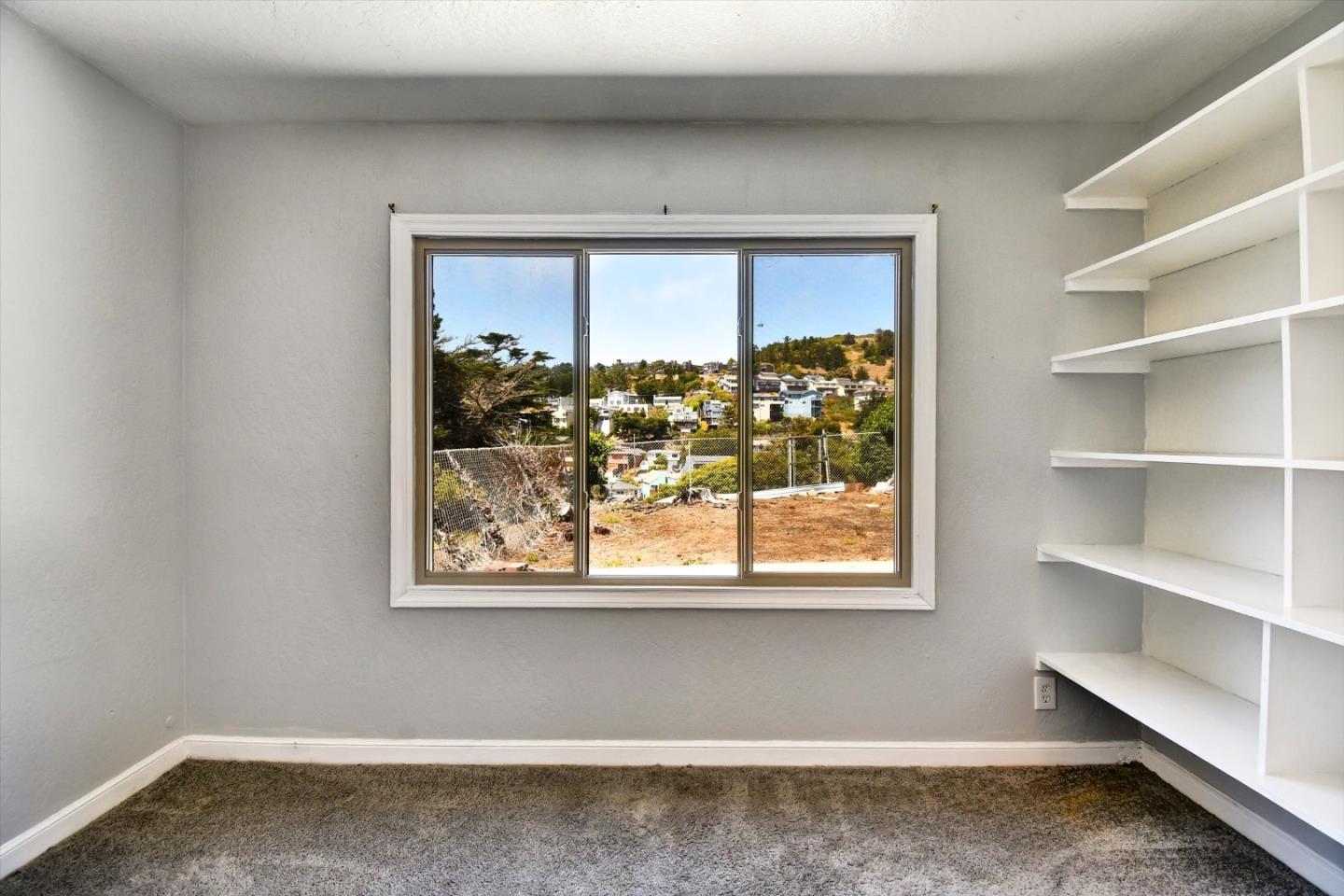 Detail Gallery Image 42 of 51 For 331 Manor Dr, Pacifica,  CA 94044 - 3 Beds | 1 Baths