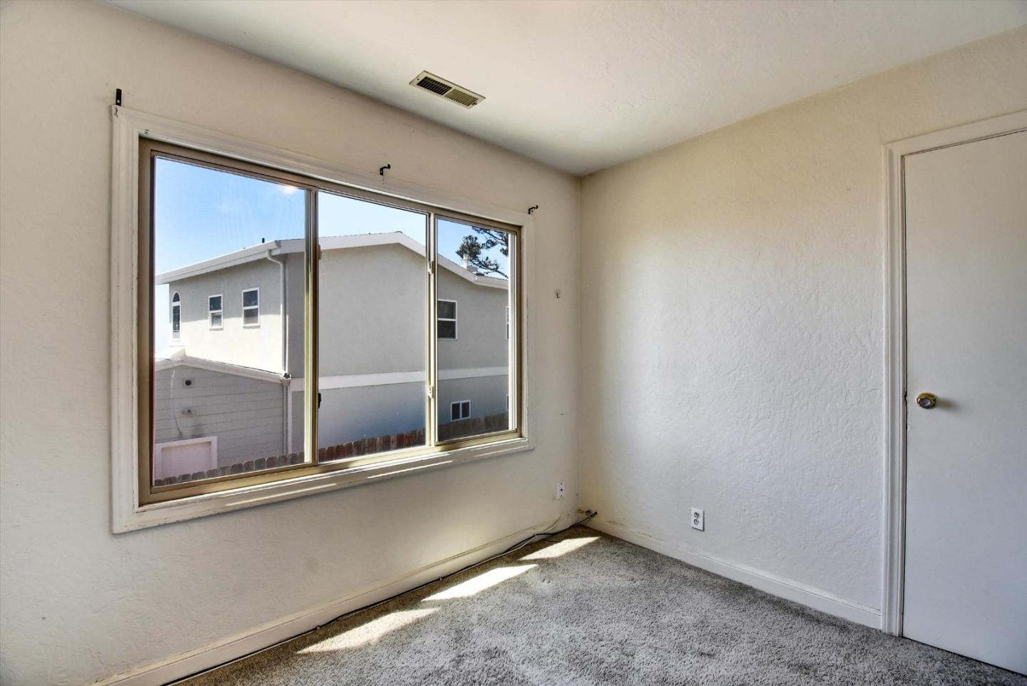Detail Gallery Image 44 of 51 For 331 Manor Dr, Pacifica,  CA 94044 - 3 Beds | 1 Baths