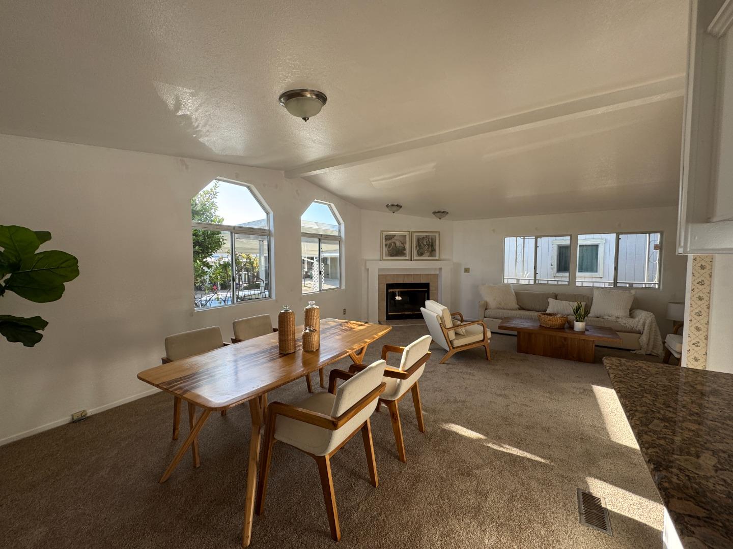 Detail Gallery Image 6 of 18 For 46 Seascape Dr #46,  Half Moon Bay,  CA 94019 - 2 Beds | 2 Baths