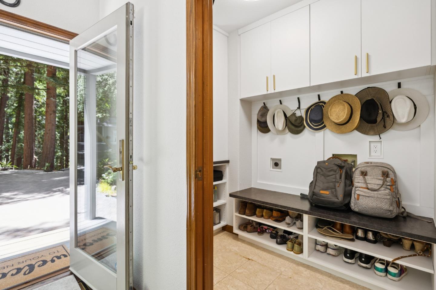 Detail Gallery Image 17 of 105 For 23110 Old Santa Cruz Hwy, Los Gatos,  CA 95033 - 4 Beds | 3 Baths