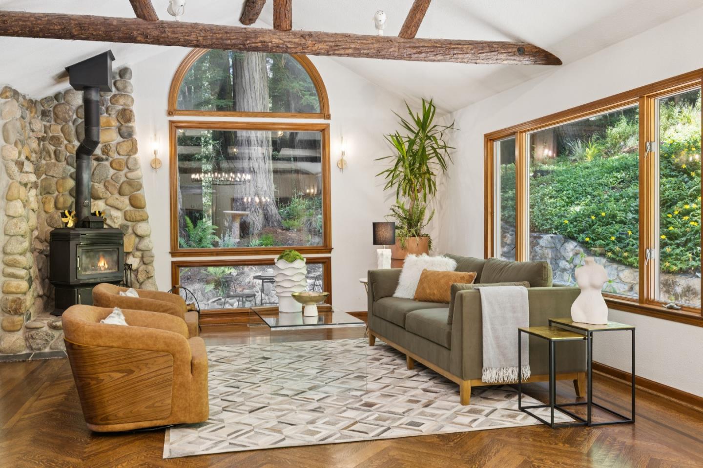 Detail Gallery Image 33 of 105 For 23110 Old Santa Cruz Hwy, Los Gatos,  CA 95033 - 4 Beds | 3 Baths