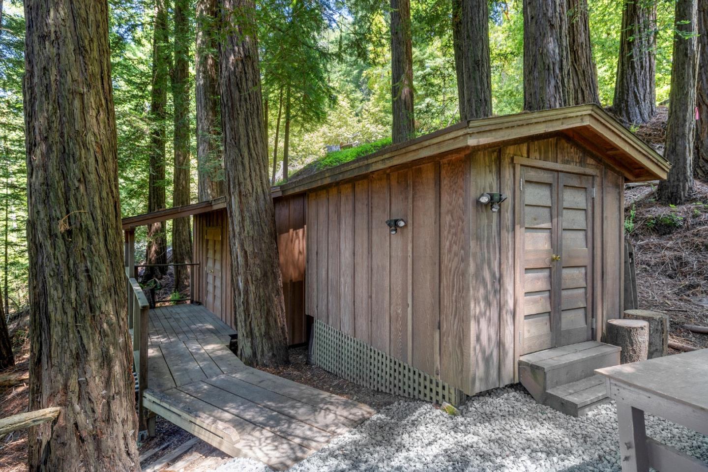 Detail Gallery Image 91 of 105 For 23110 Old Santa Cruz Hwy, Los Gatos,  CA 95033 - 4 Beds | 3 Baths
