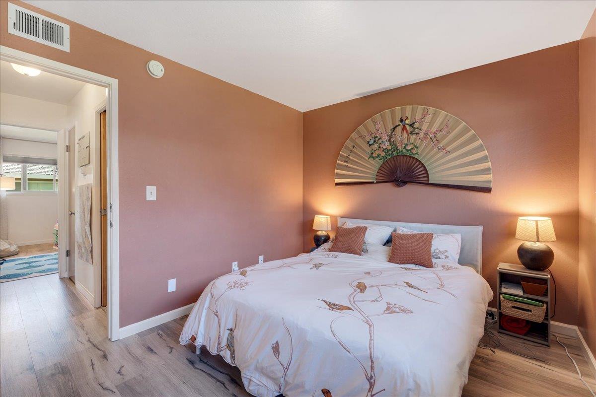 Detail Gallery Image 9 of 16 For 1415 Ruby Ct #1,  Capitola,  CA 95010 - 2 Beds | 1 Baths