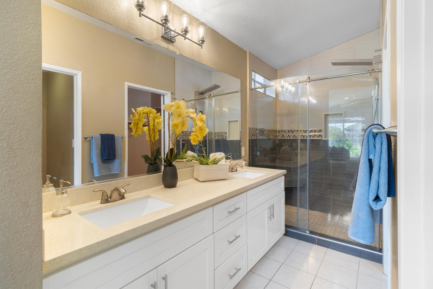 40362 Linaria Circle, Fremont, California 94538, 4 Bedrooms Bedrooms, ,2 BathroomsBathrooms,Residential,For Sale,40362 Linaria Circle,ML82012112
