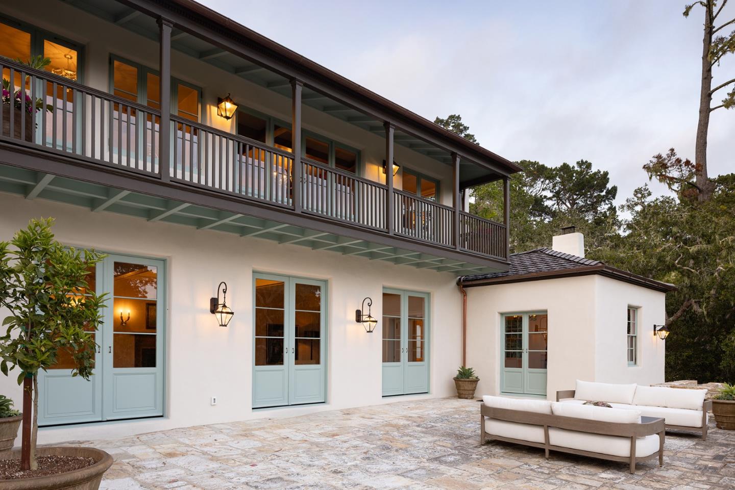 Detail Gallery Image 15 of 20 For 1522 Riata Rd, Pebble Beach,  CA 93953 - 4 Beds | 4/1 Baths