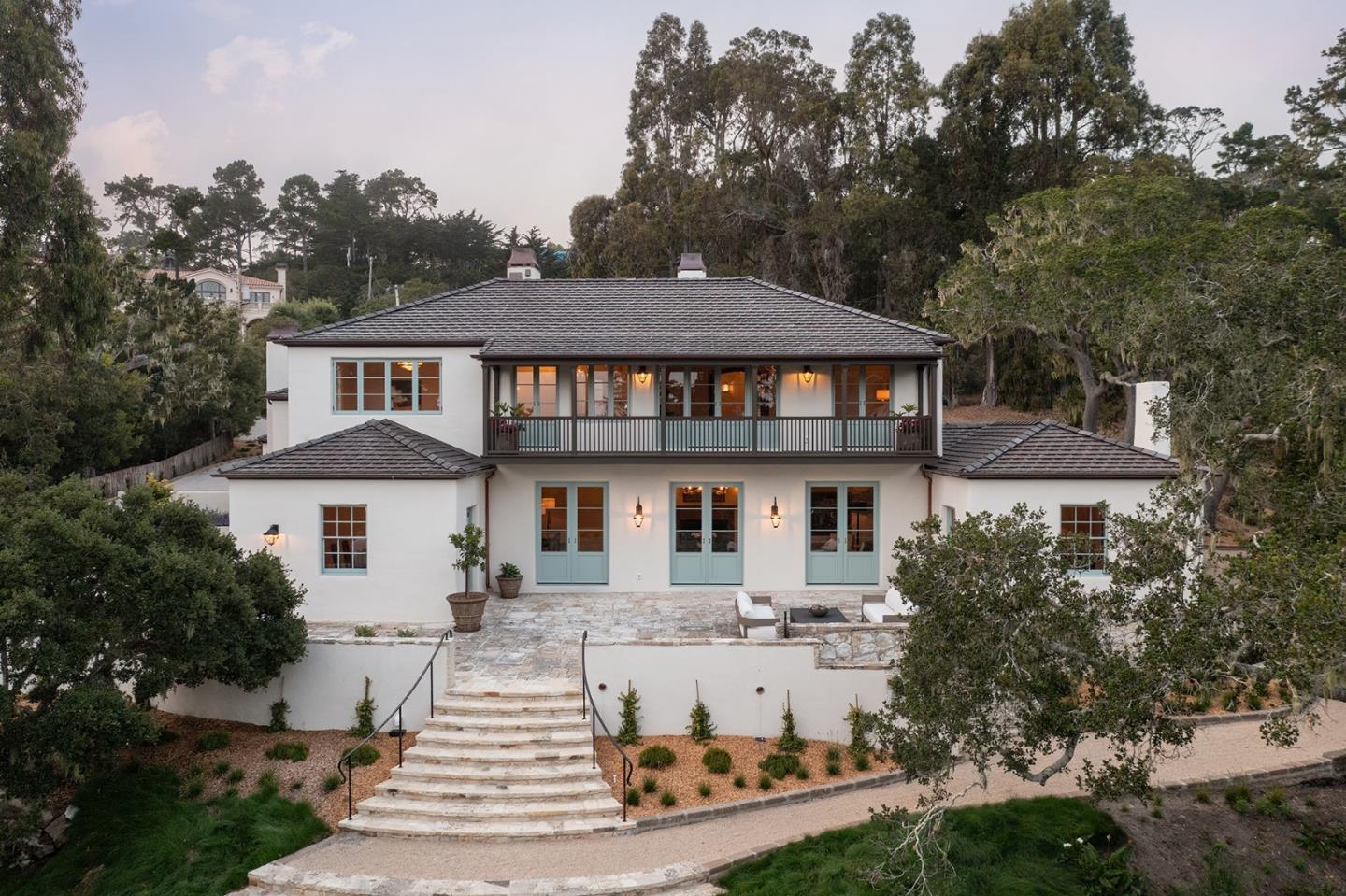 Detail Gallery Image 16 of 20 For 1522 Riata Rd, Pebble Beach,  CA 93953 - 4 Beds | 4/1 Baths