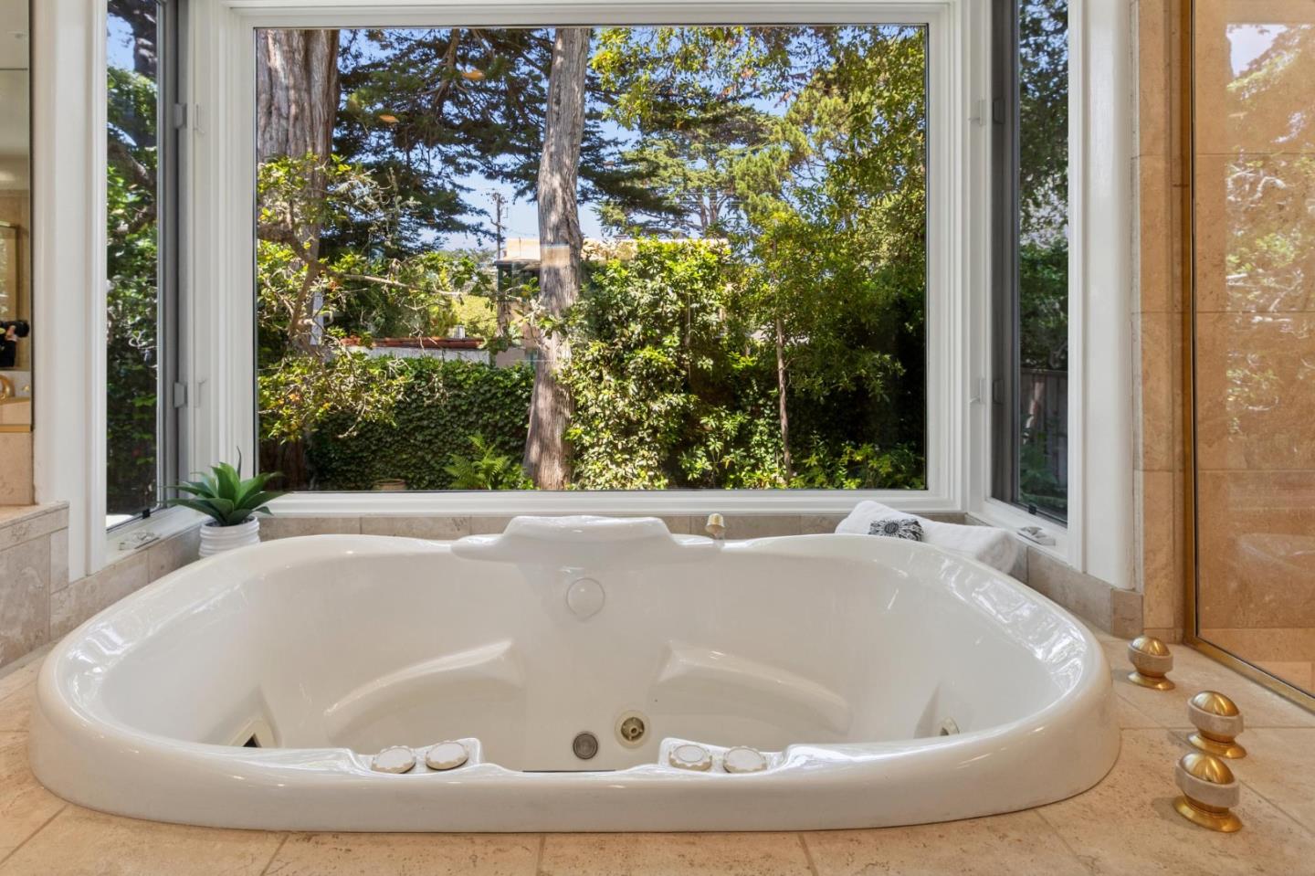 Detail Gallery Image 45 of 81 For 0 Camino Real 5 Sw of 13th Ave, Carmel,  CA 93921 - 3 Beds | 2 Baths
