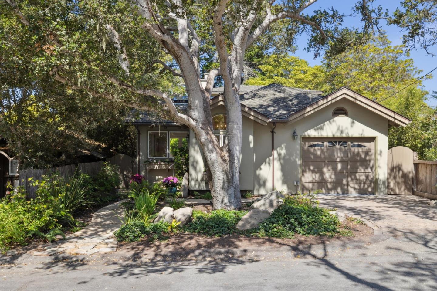 Detail Gallery Image 72 of 81 For 0 Camino Real 5 Sw of 13th Ave, Carmel,  CA 93921 - 3 Beds | 2 Baths