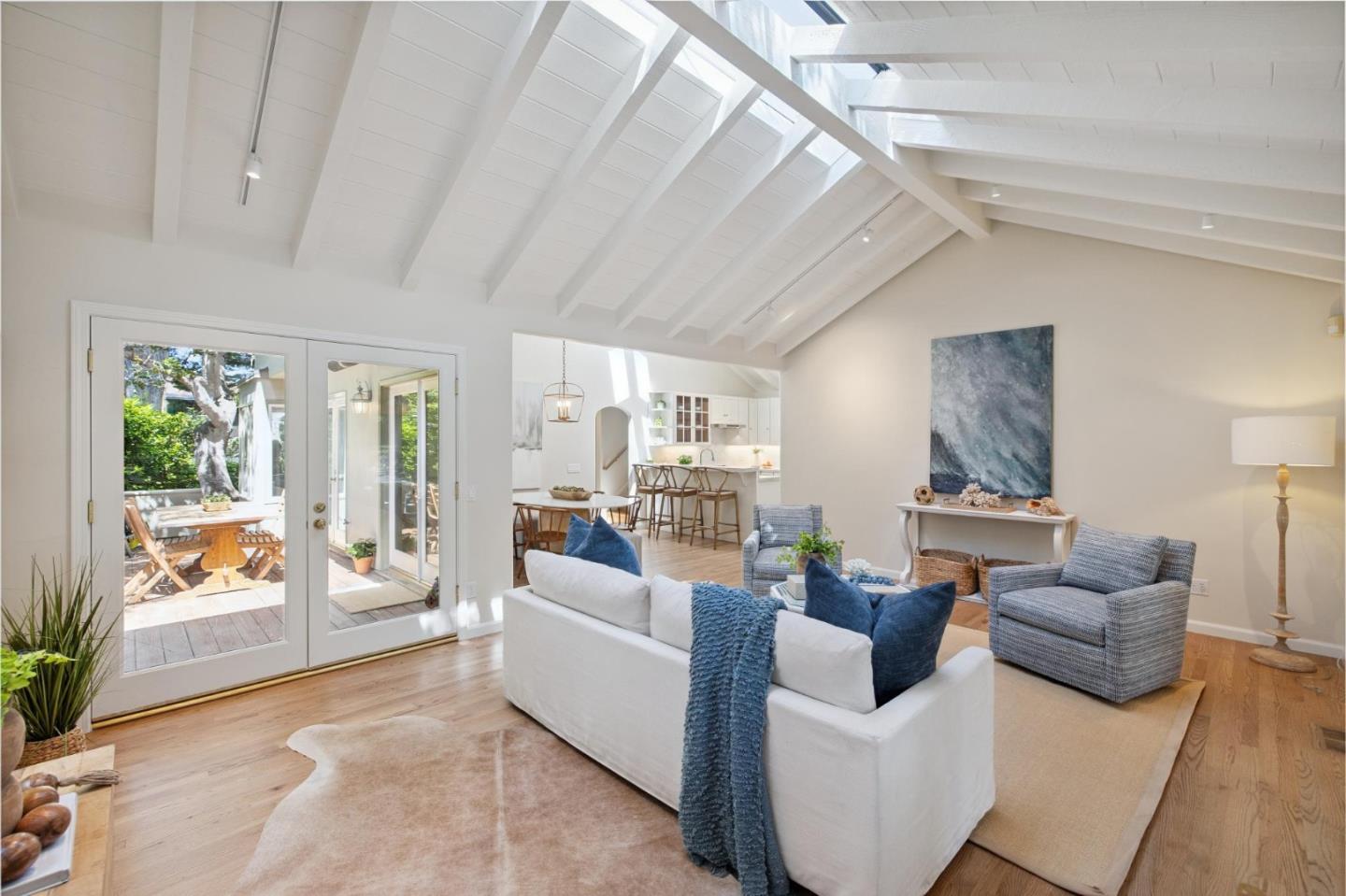 Detail Gallery Image 8 of 81 For 0 Camino Real 5 Sw of 13th Ave, Carmel,  CA 93921 - 3 Beds | 2 Baths